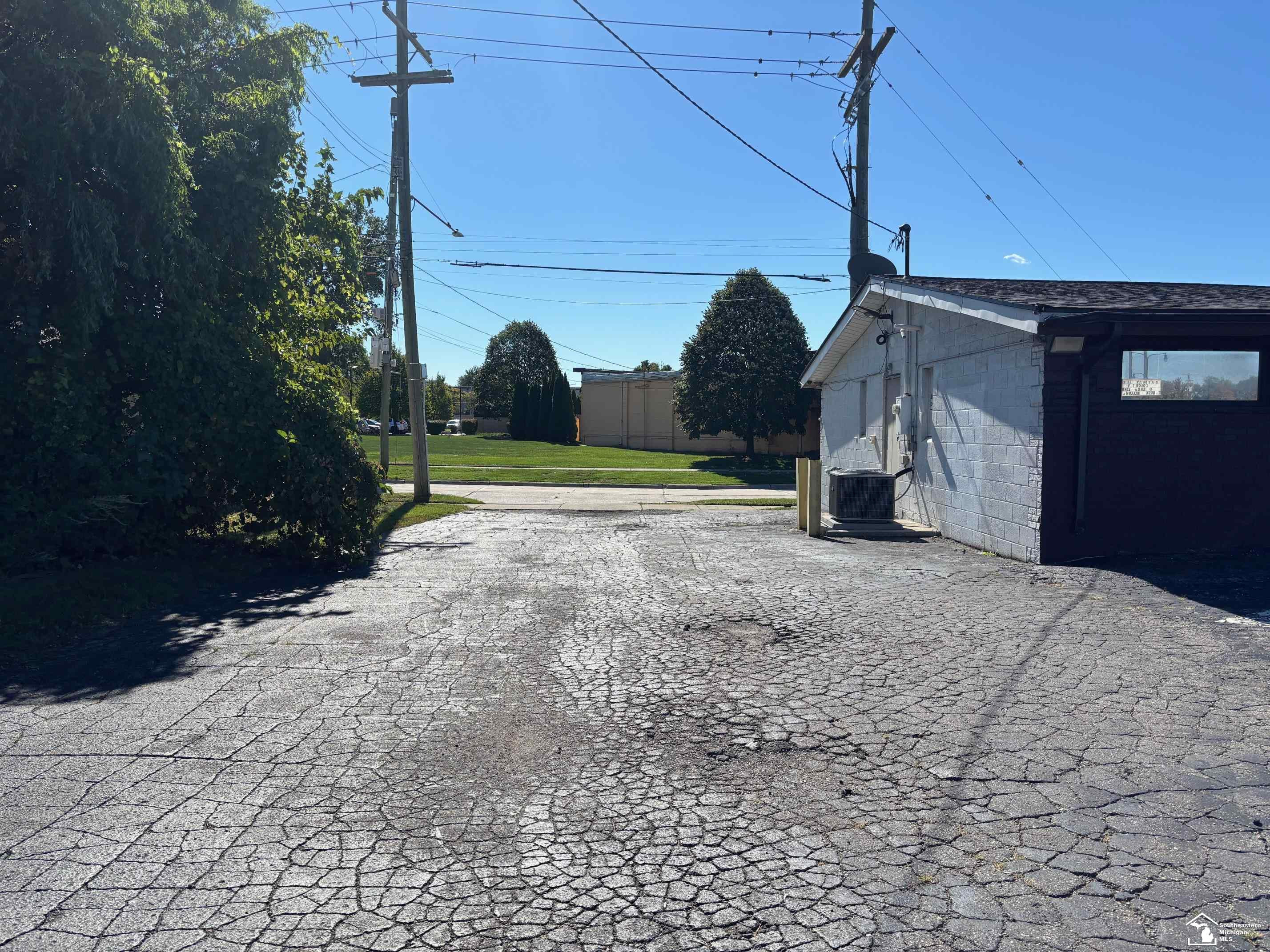 8357 Telegraph Road, MI — Photo 4