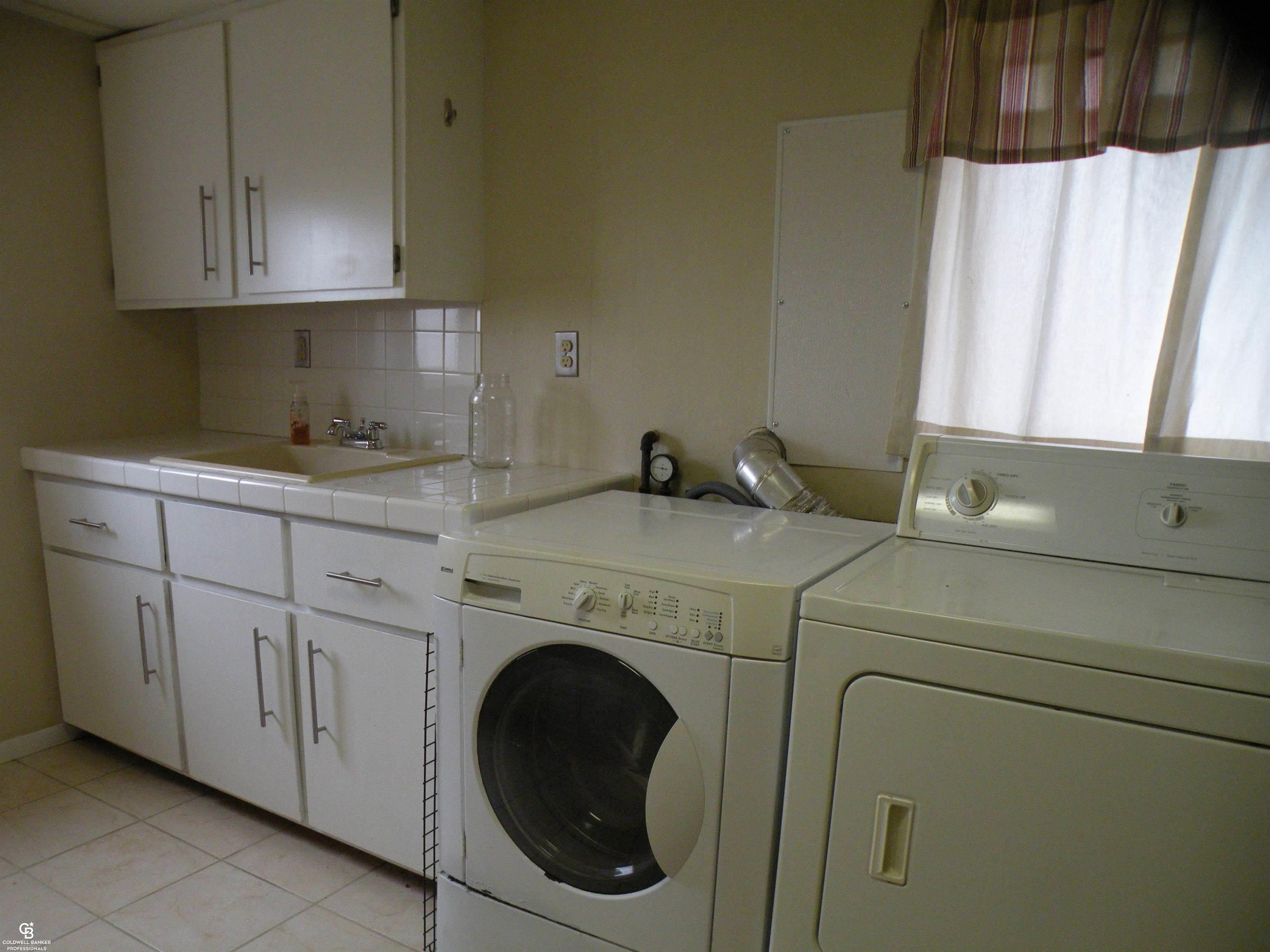9028 Lindsey Road, MI 48064 — Photo 21