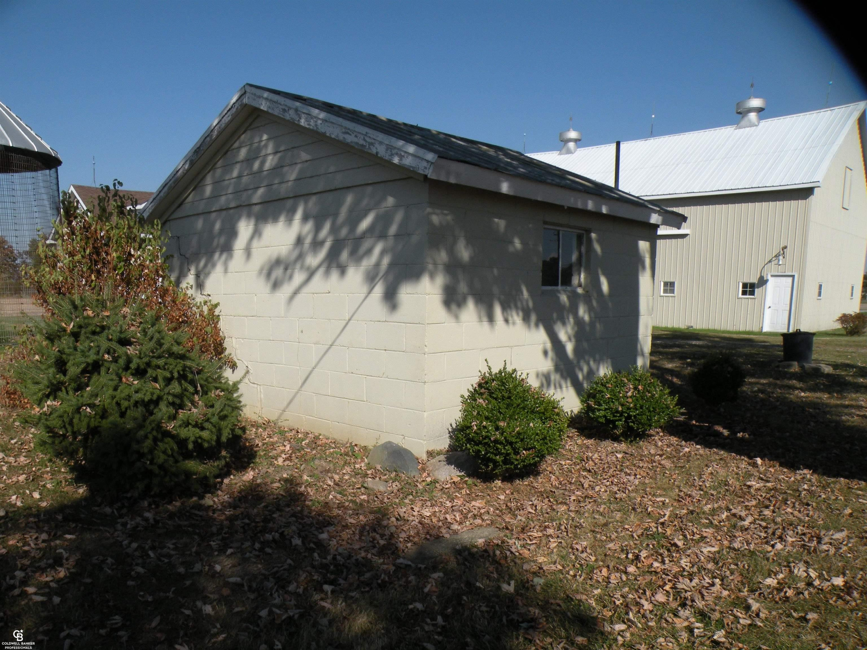 9028 Lindsey Road, MI 48064 — Photo 39