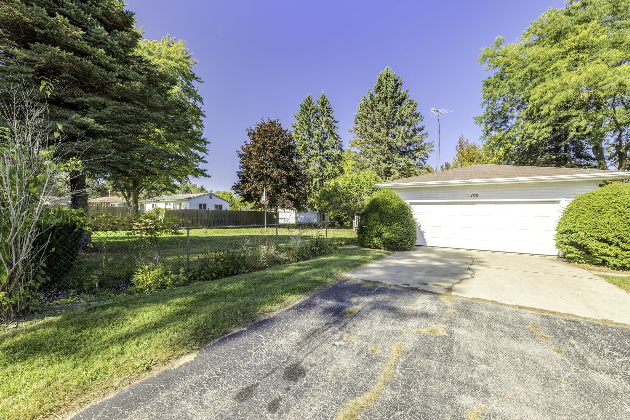 789 N Lakeshore Road, Port Sanilac, MI 48469 — Photo 4