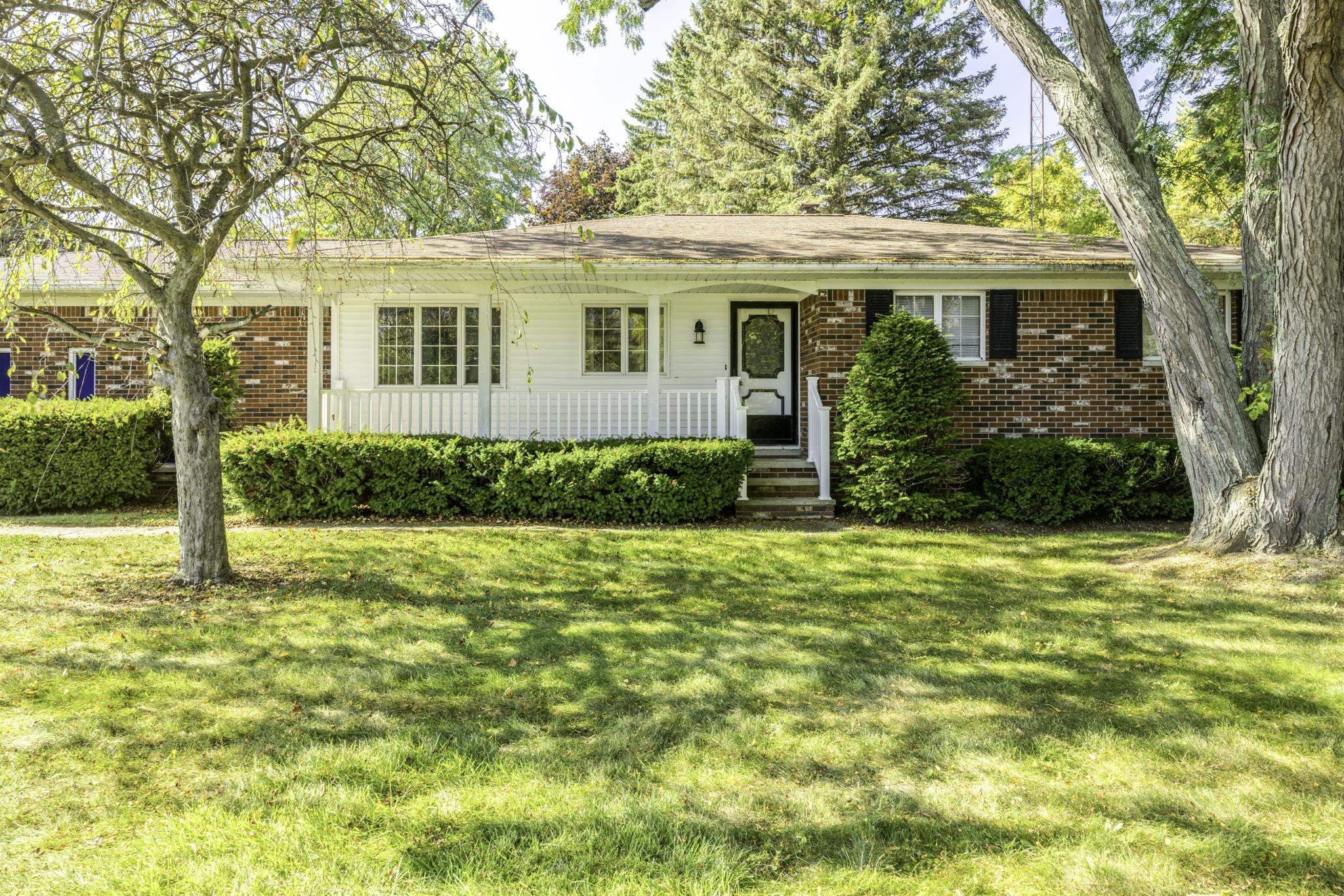 789 N Lakeshore Road, Port Sanilac, MI 48469 — Photo 2