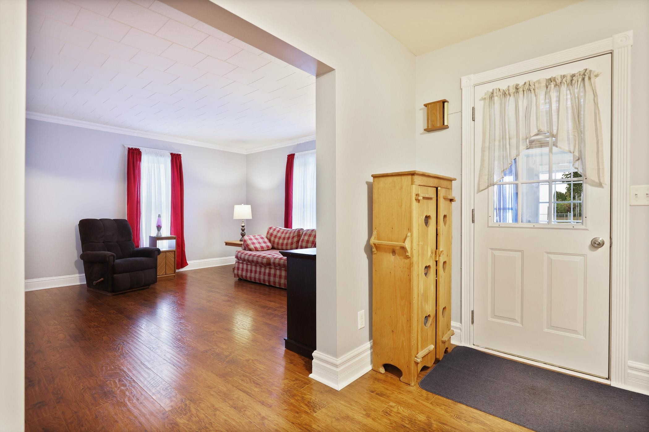 516 E Main Street, MI 48744 — Photo 9