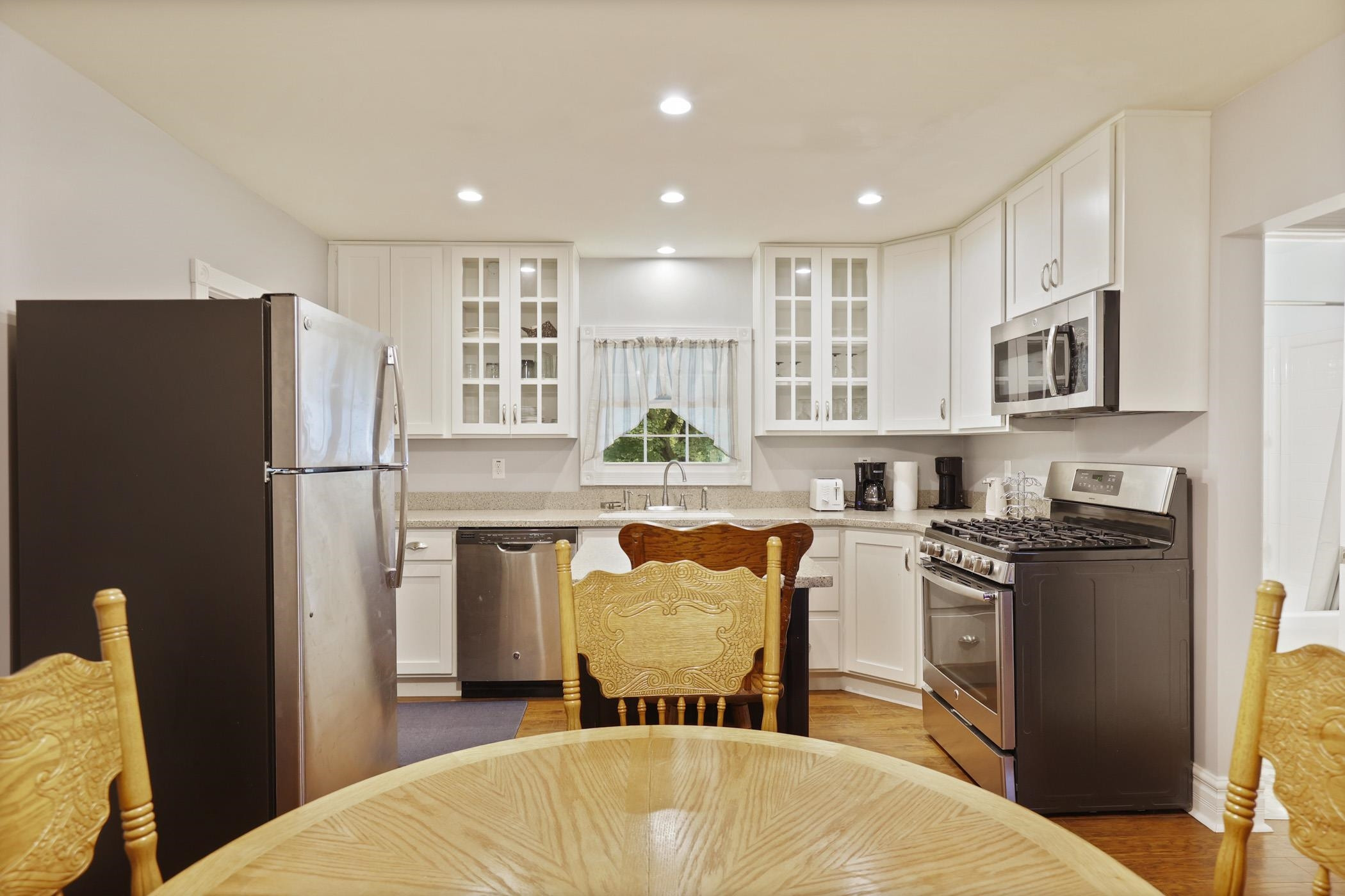 516 E Main Street, MI 48744 — Photo 17