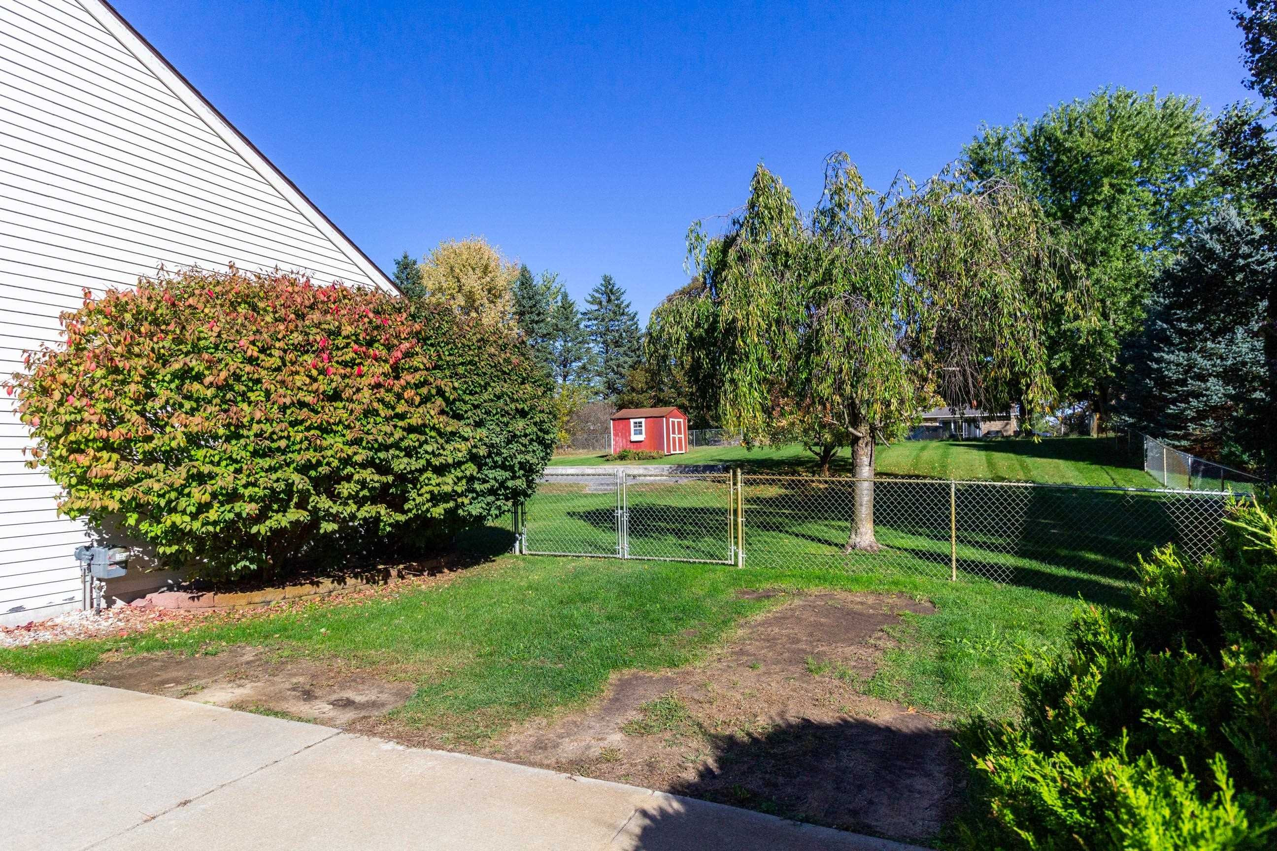 16215 Apple Lane, Linden, MI 48451 — Photo 34