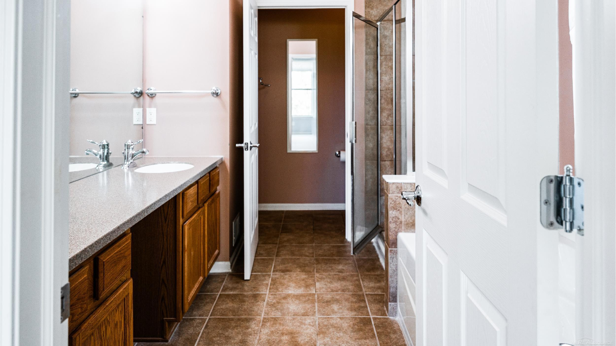 3905 Rainier Drive, Howell, MI 48843 — Photo 17