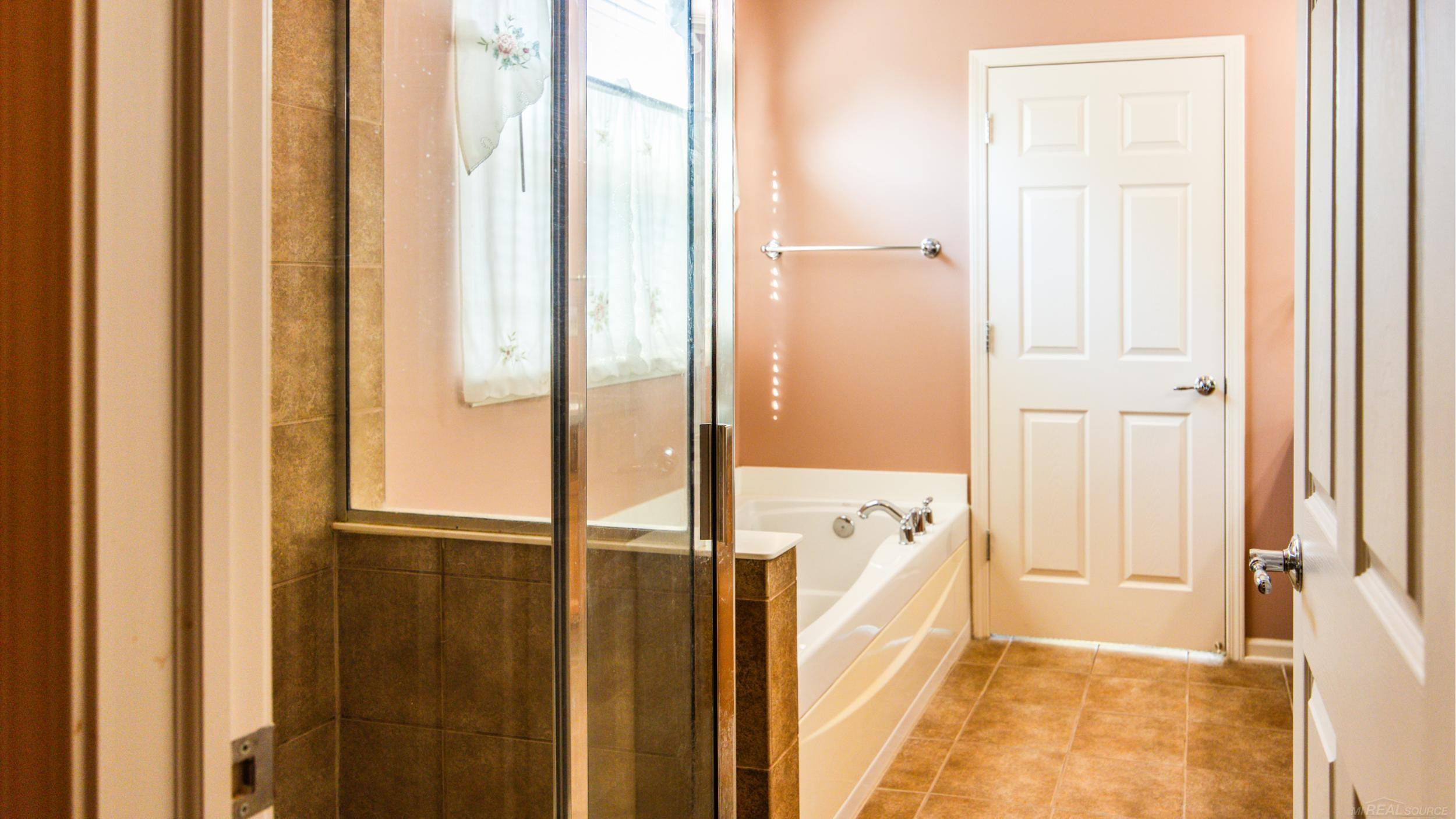 3905 Rainier Drive, Howell, MI 48843 — Photo 18