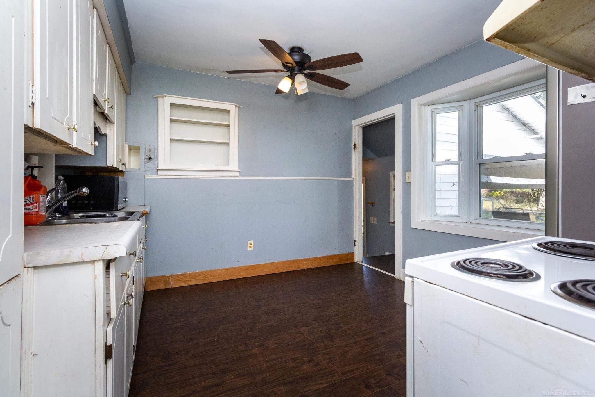 7082 Rattle Run Road, MI 48079 — Photo 10