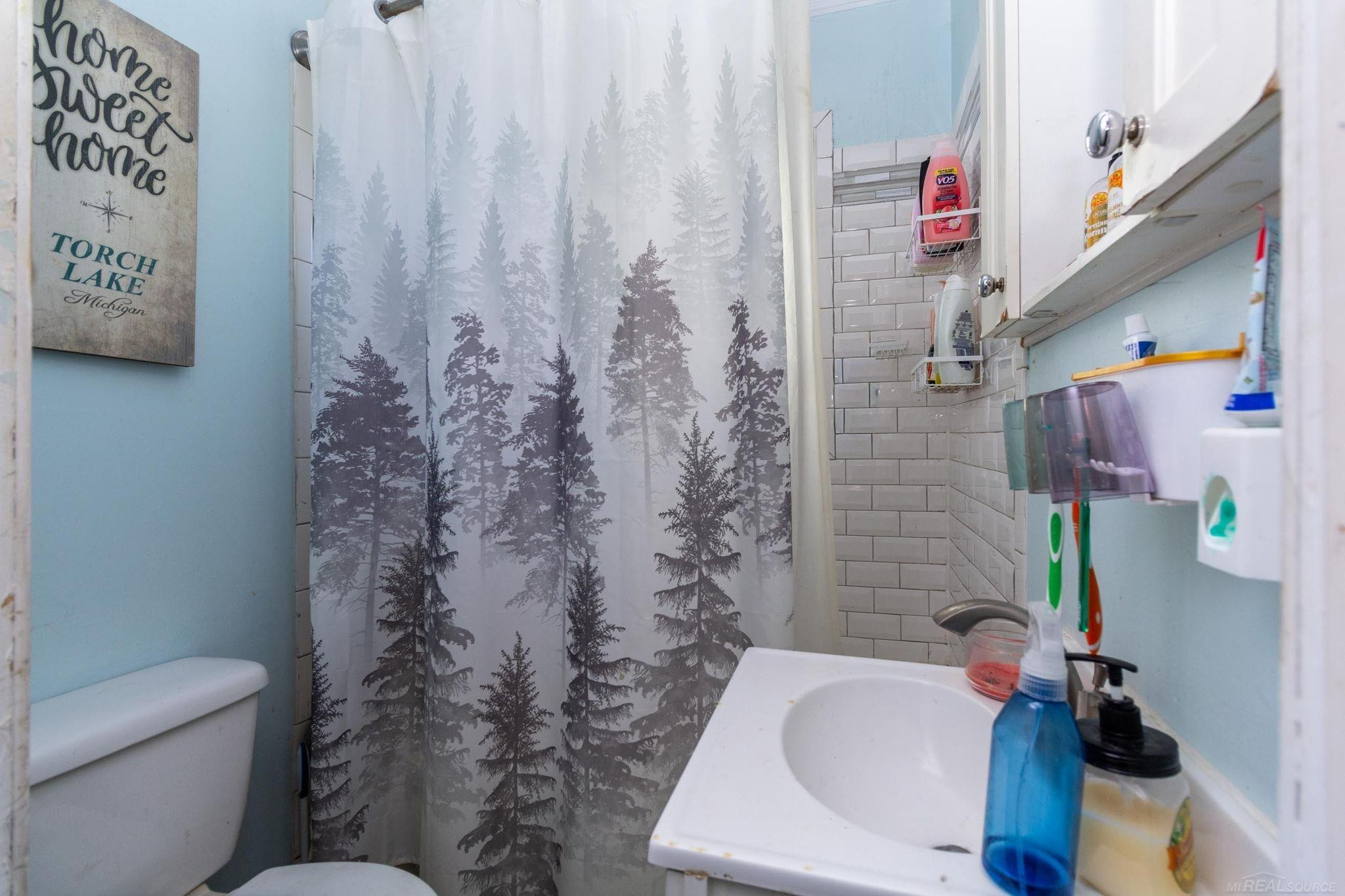 7082 Rattle Run Road, MI 48079 — Photo 19