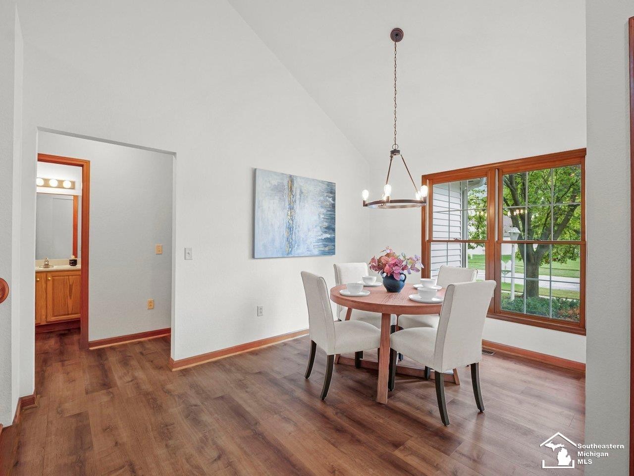 902 Hickory Creek Drive, Temperance, MI 48182 — Photo 10
