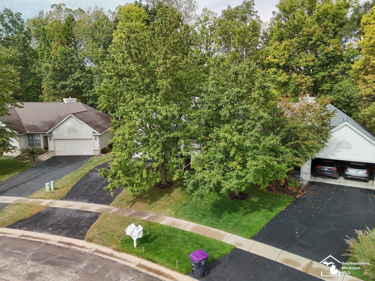 902 Hickory Creek Drive, Temperance, MI 48182 — Photo 44
