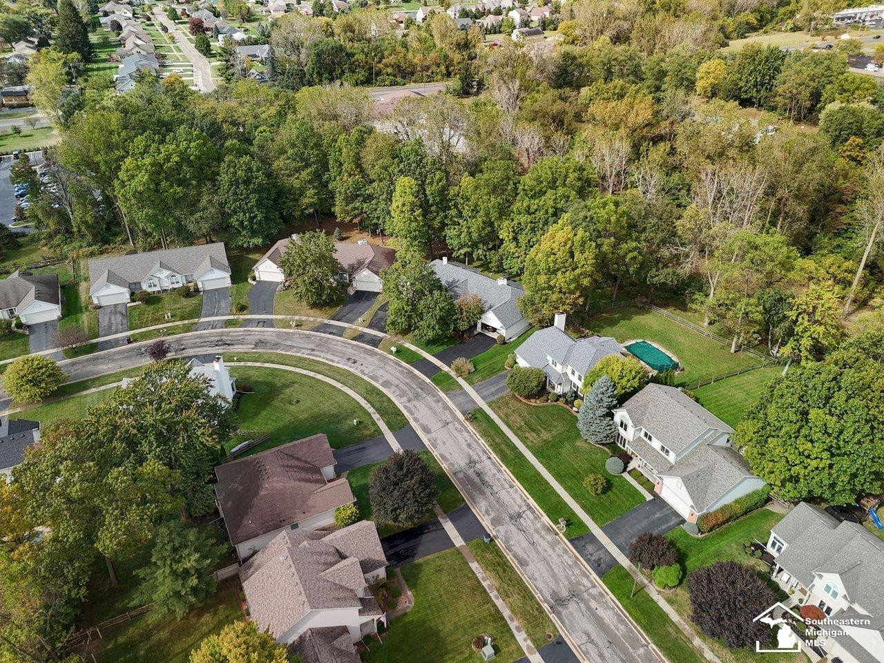 902 Hickory Creek Drive, Temperance, MI 48182 — Photo 50