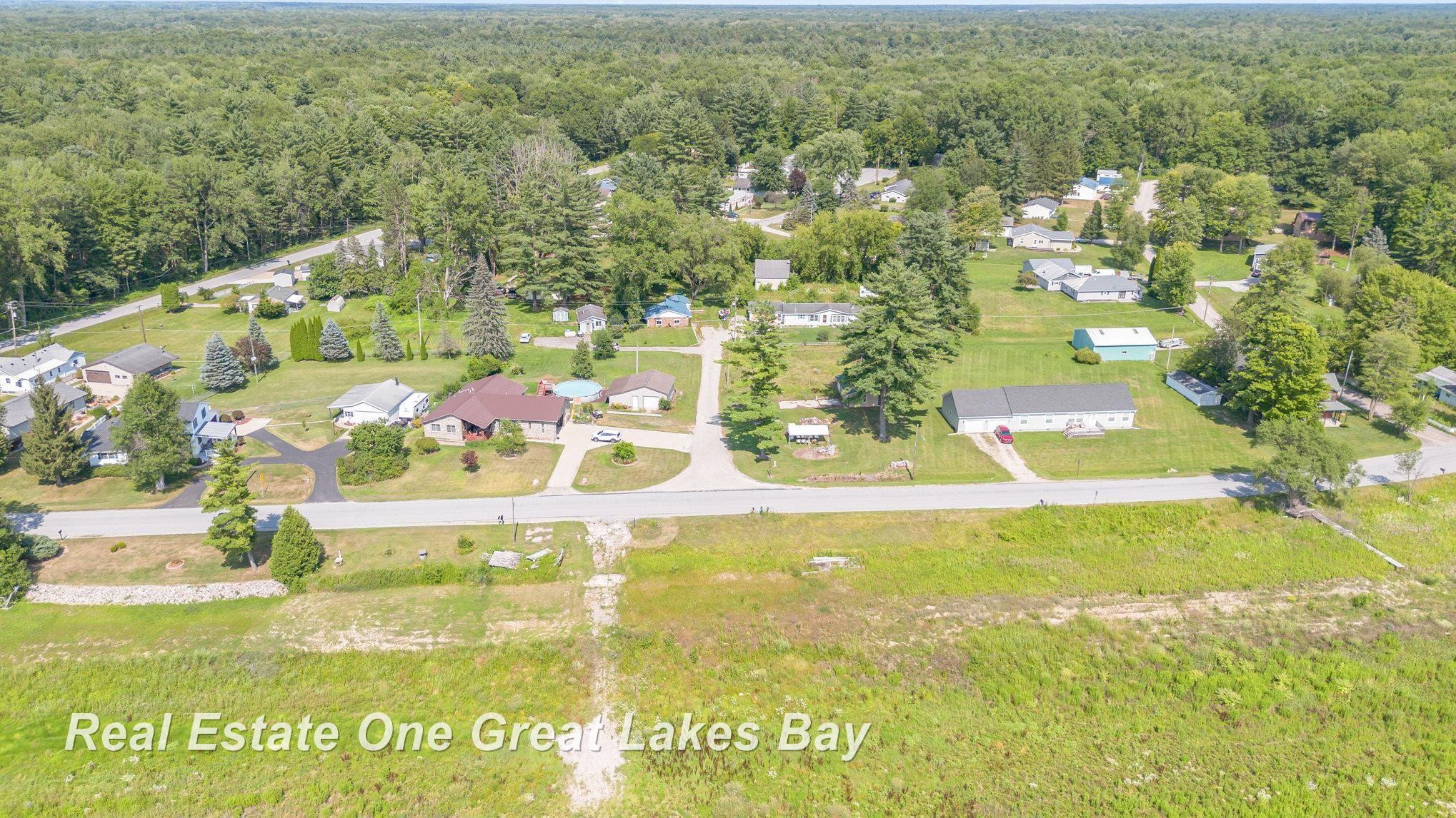 444 W Crawford Drive, Sanford, MI 48657 — Photo 9