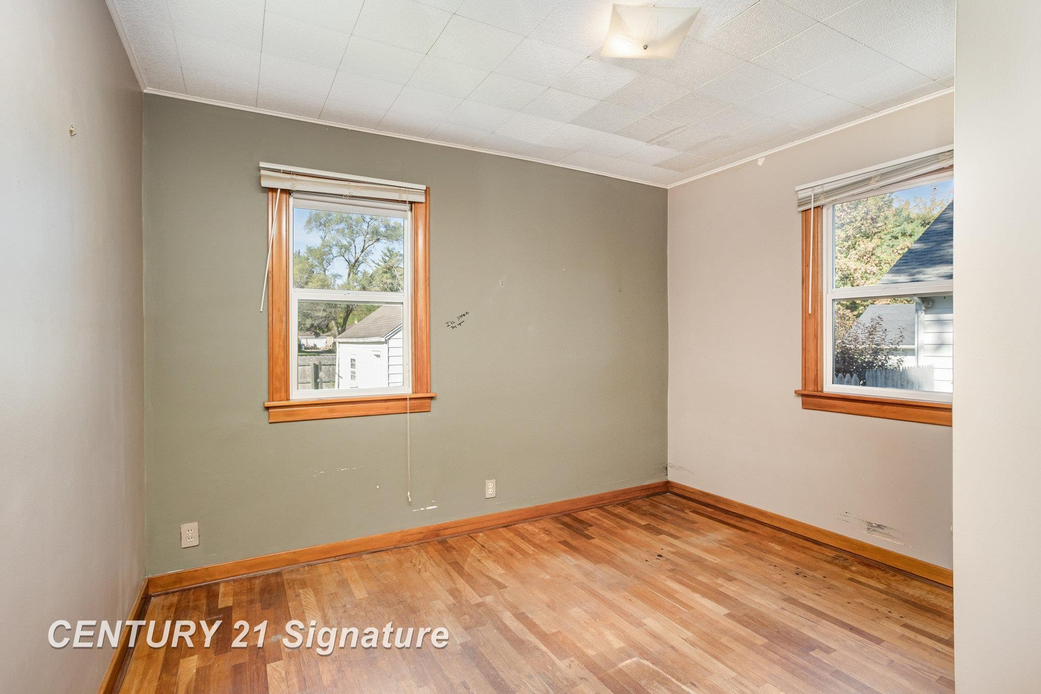 3035 Schaeffer Street, Saginaw, MI 48604 — Photo 9
