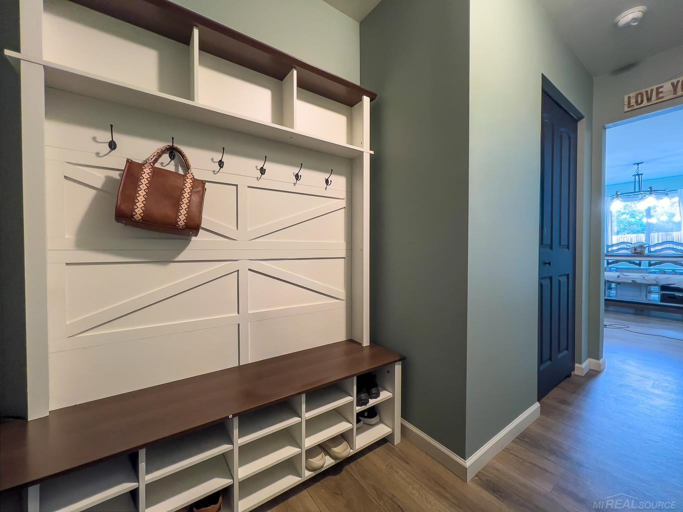3165 Coventry Court, Flushing, MI 48433 — Photo 2