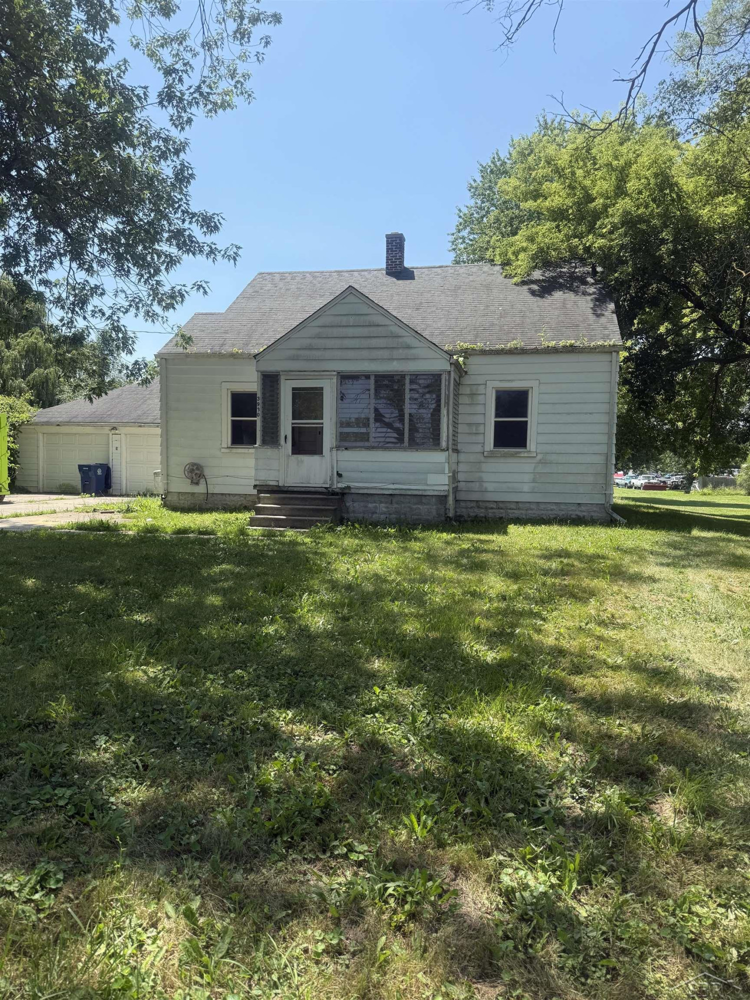 3930 S Washington Road, Saginaw, MI 48601 — front exterior
