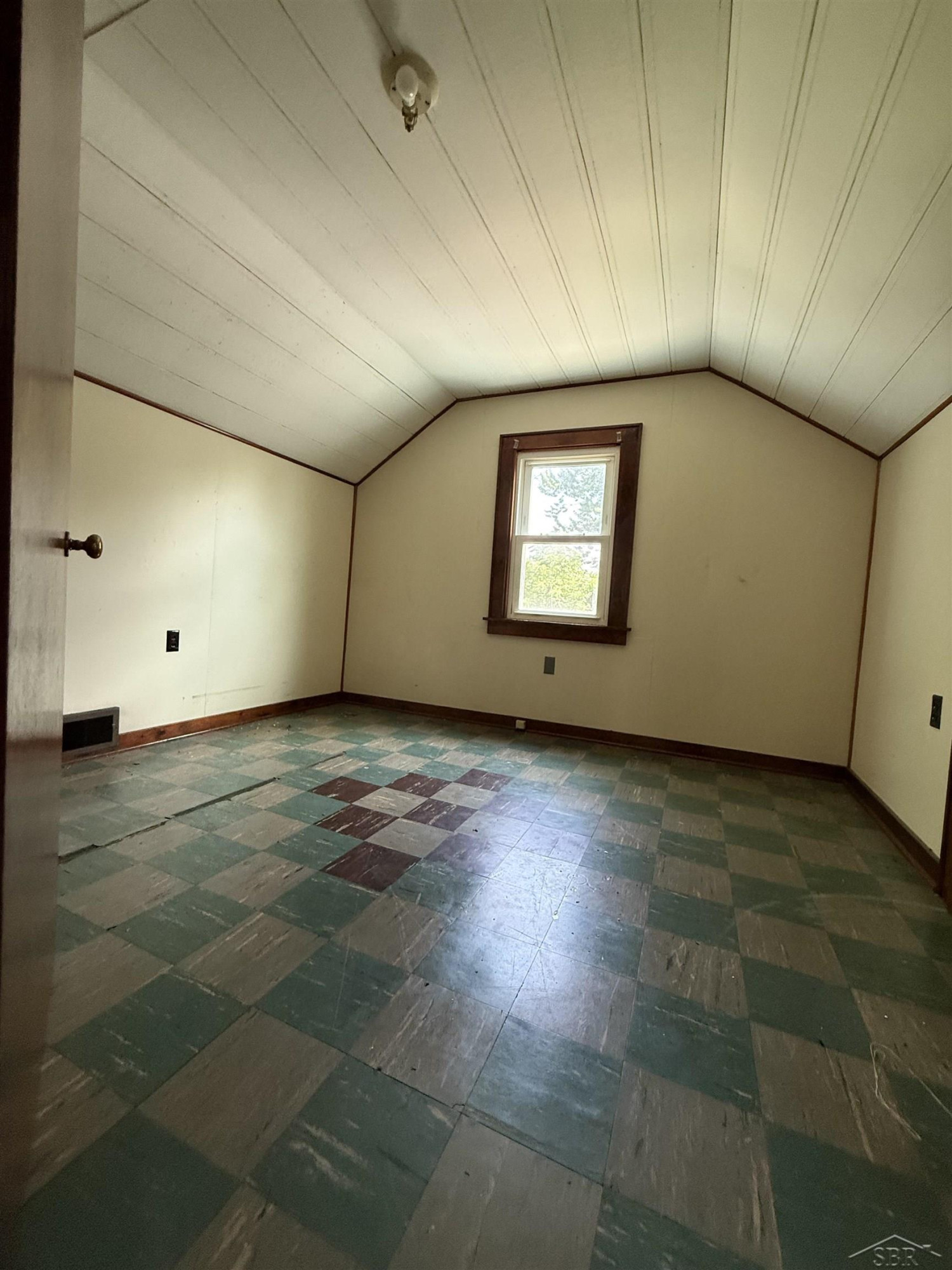 3930 S Washington Road, Saginaw, MI 48601 — Photo 8