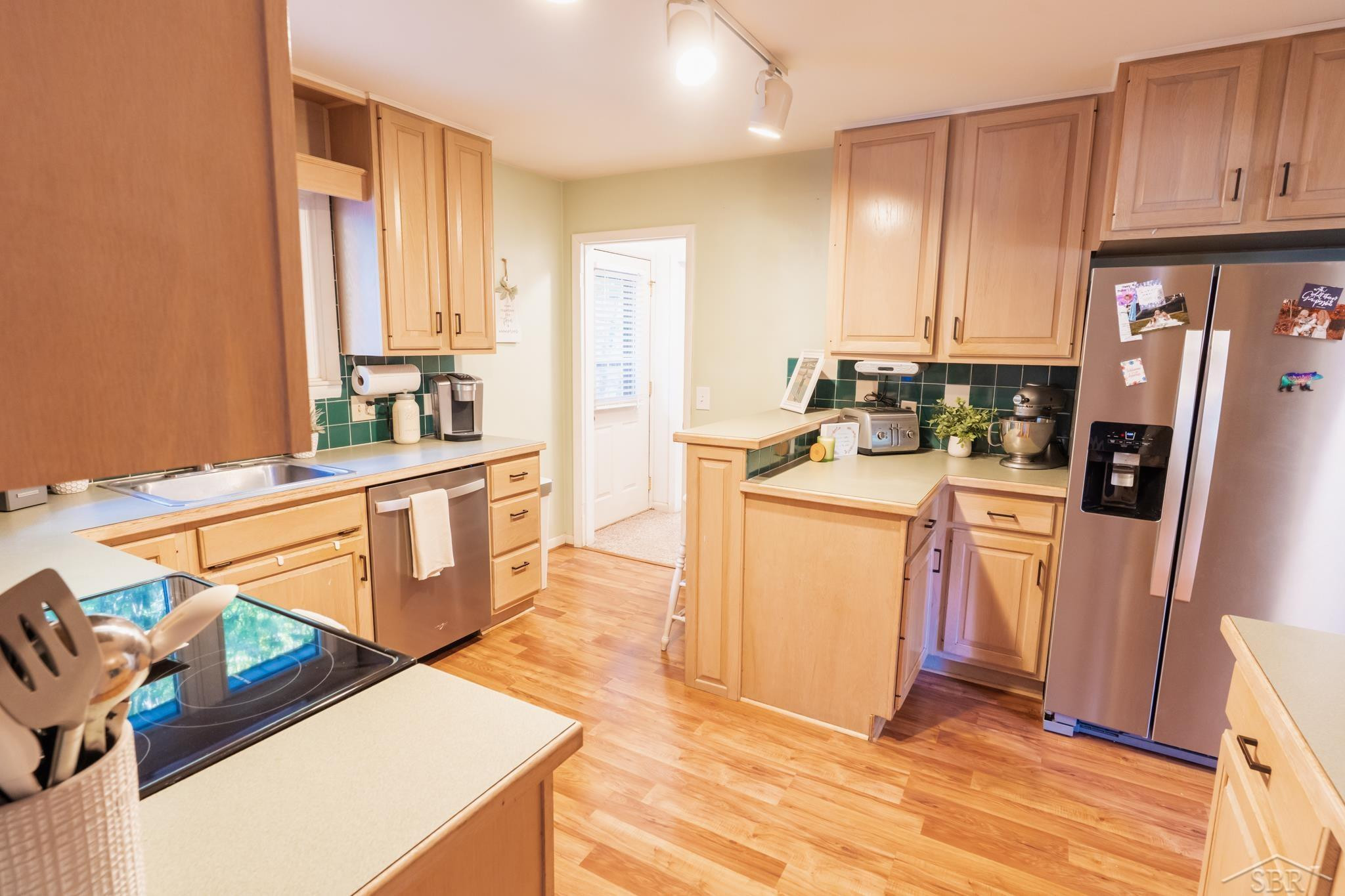 3235 Oakland Drive, Clare, MI 48617 — Photo 9