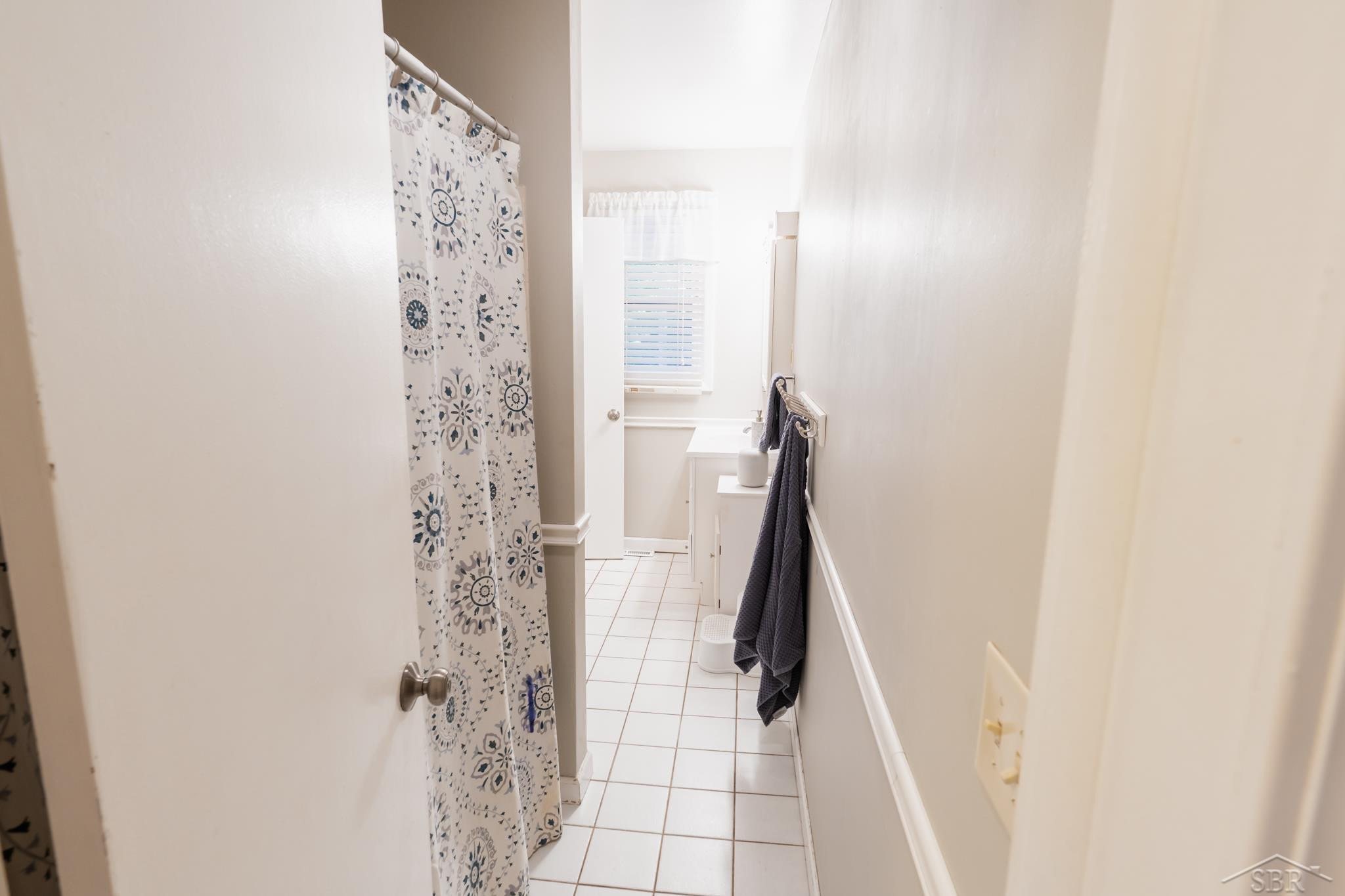 3235 Oakland Drive, Clare, MI 48617 — Photo 19