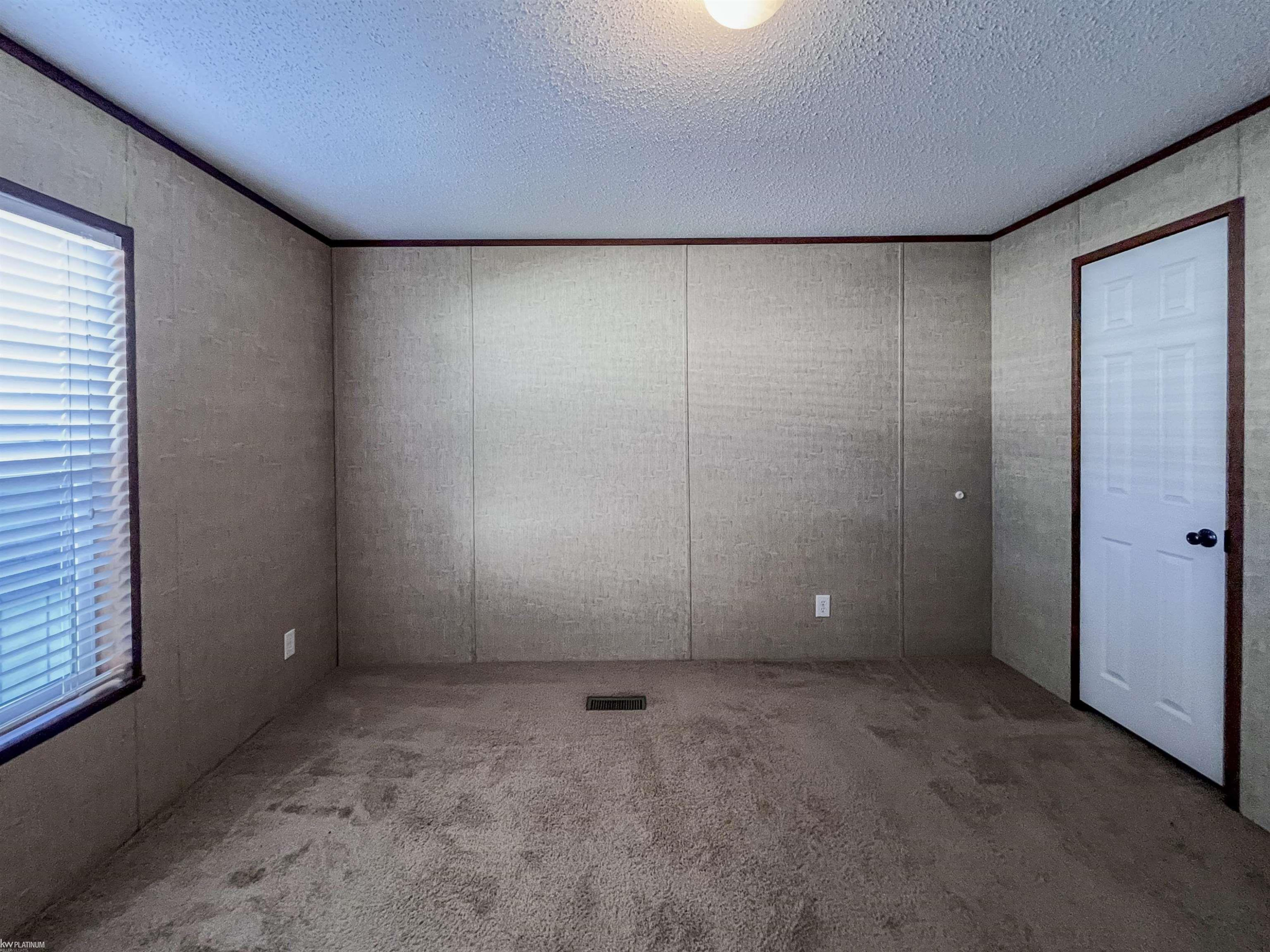 71604 Saint David Court, MI 48065 — Photo 25