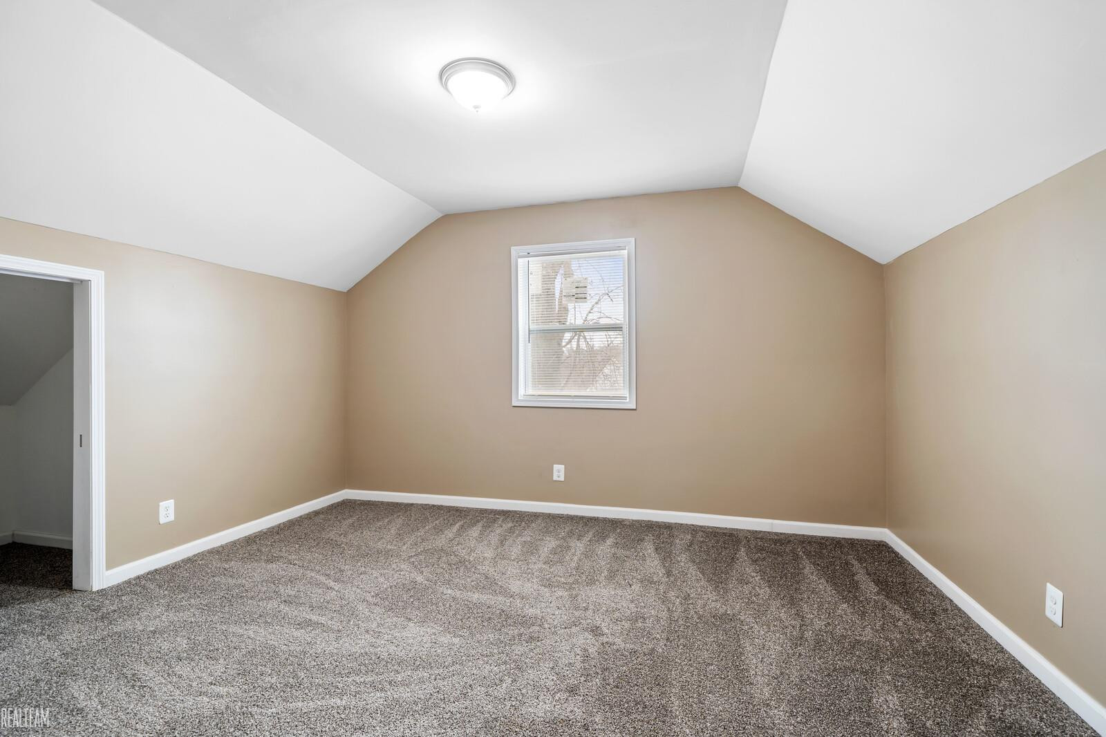 15825 Eastburn Street, Detroit, MI 48205 — Photo 15