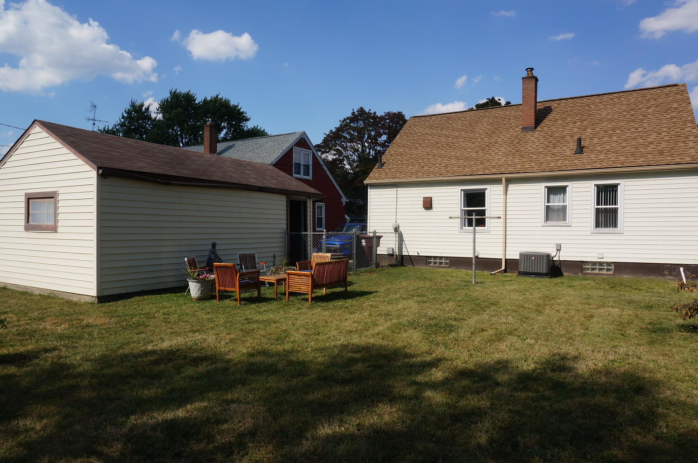 8134 Lillian, Center Line, MI 48015 — Photo 23