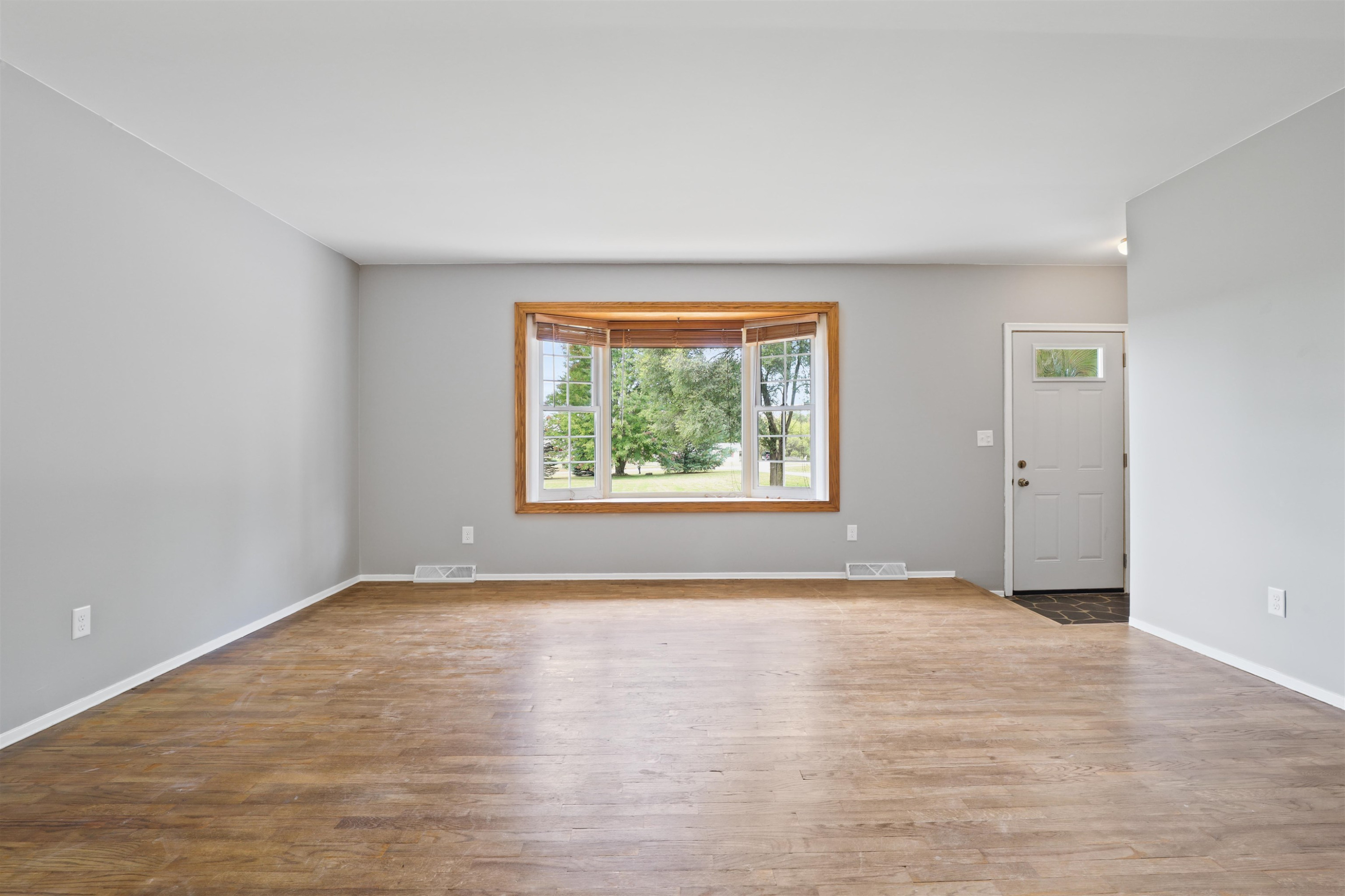 14392 Vassar Road, Millington, MI 48746 — Photo 2