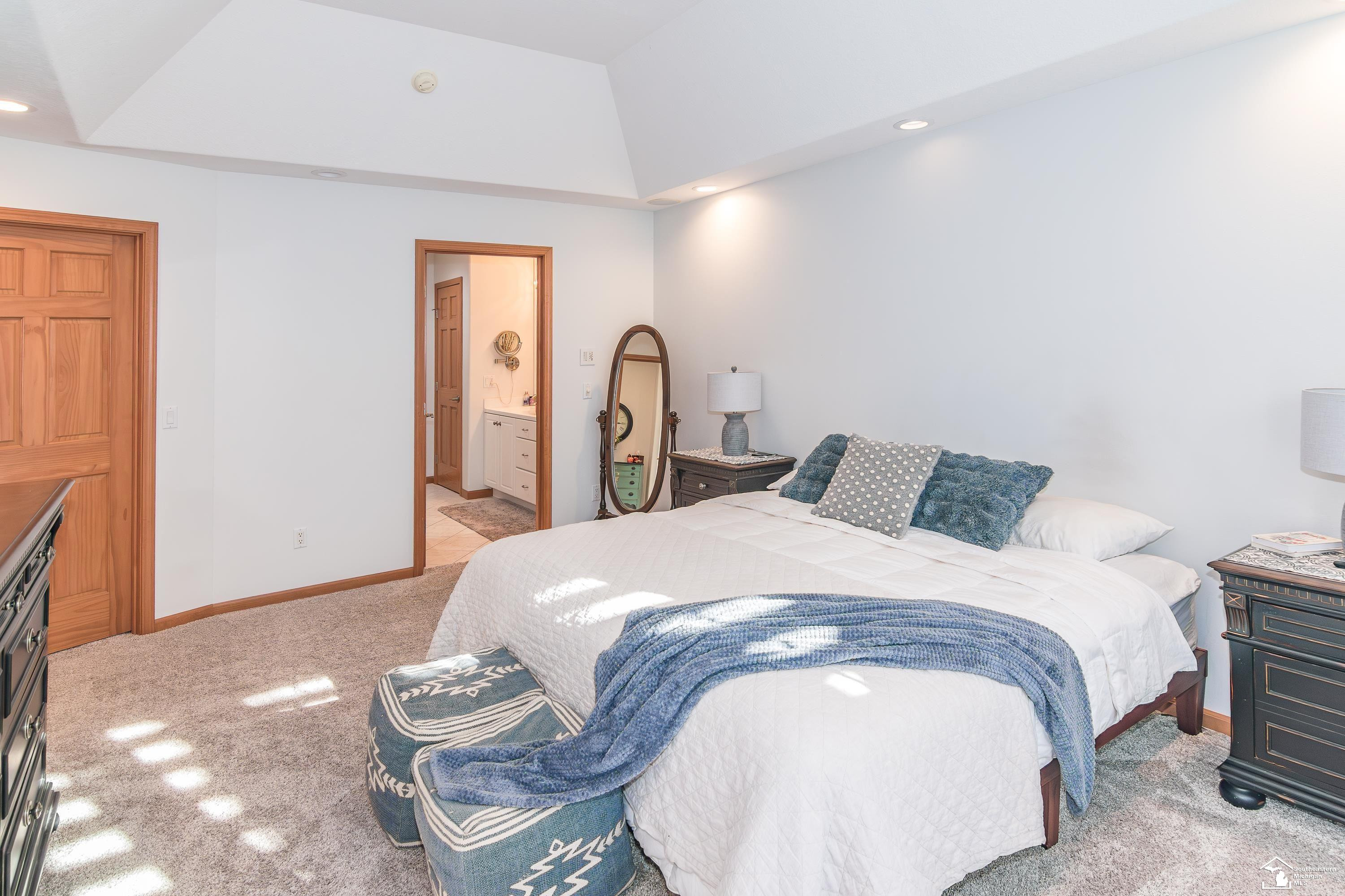 3216 Ravine Hollow Court, Lambertville, MI 48144 — Photo 33