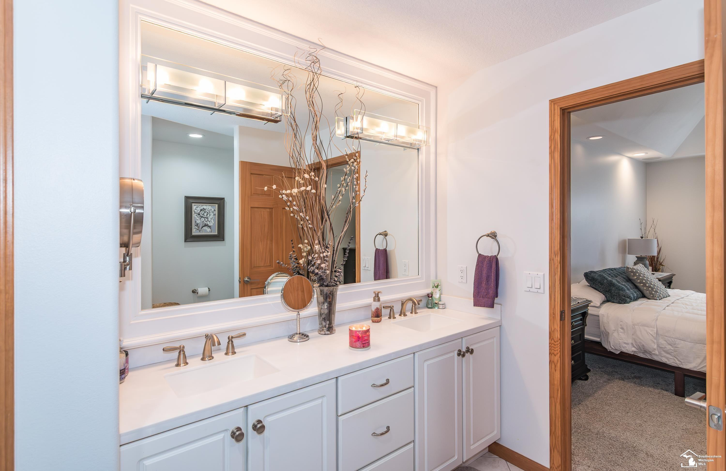 3216 Ravine Hollow Court, Lambertville, MI 48144 — Photo 38