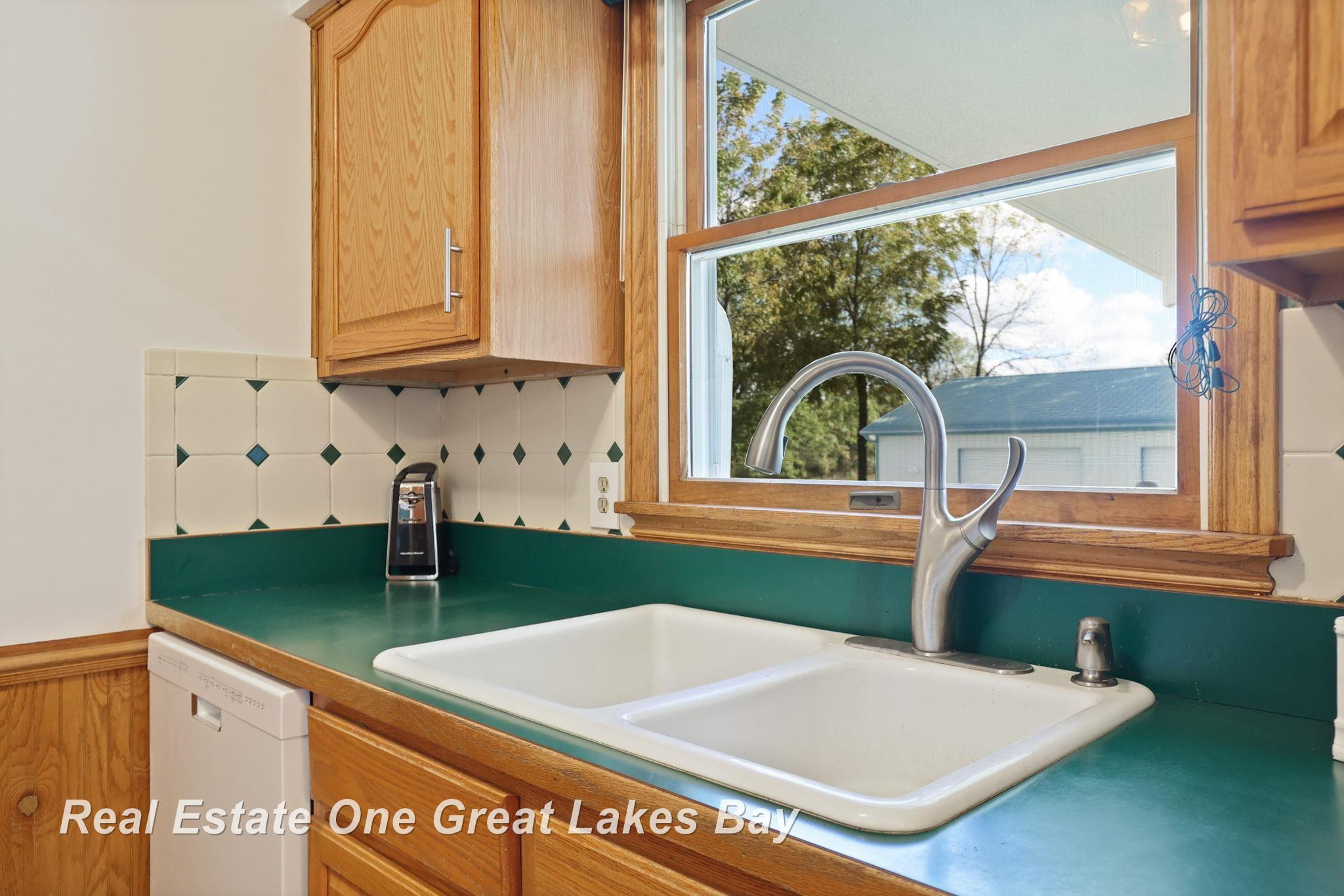 9397 Vassar Road, Millington, MI 48746 — Photo 16