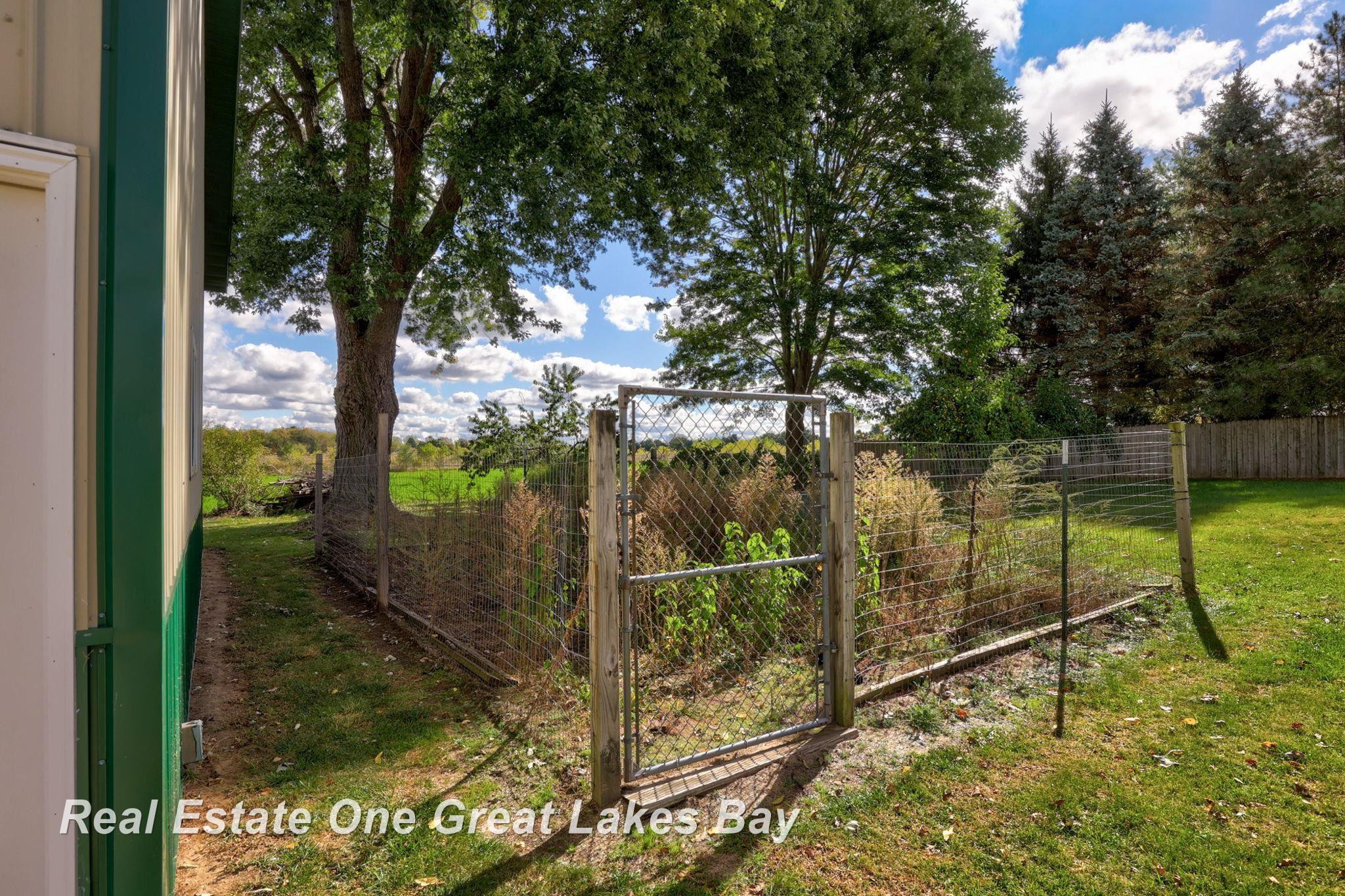 9397 Vassar Road, Millington, MI 48746 — Photo 45