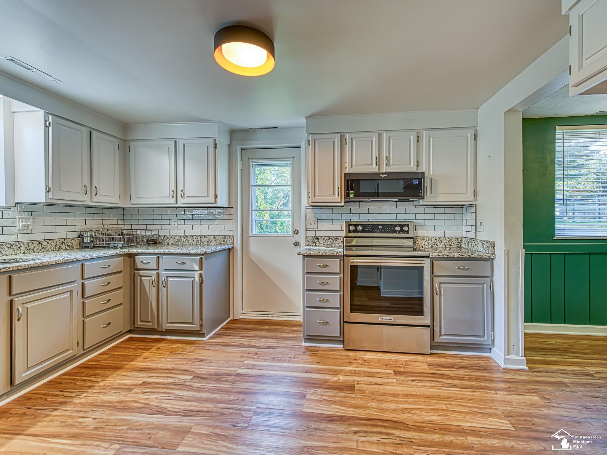 2863 Wiltshire Drive, Lambertville, MI 48144 — Photo 14
