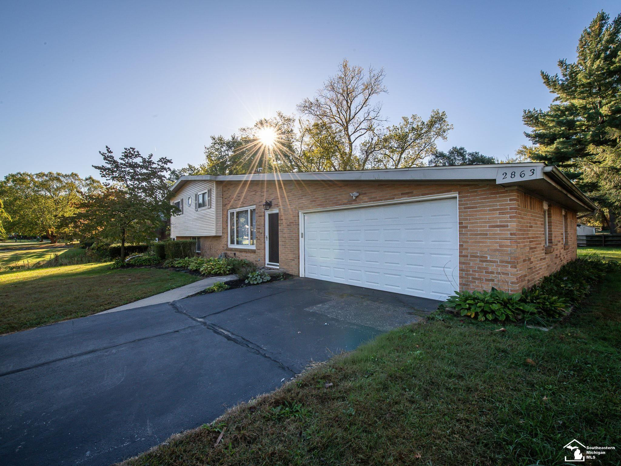 2863 Wiltshire Drive, Lambertville, MI 48144 — Photo 35