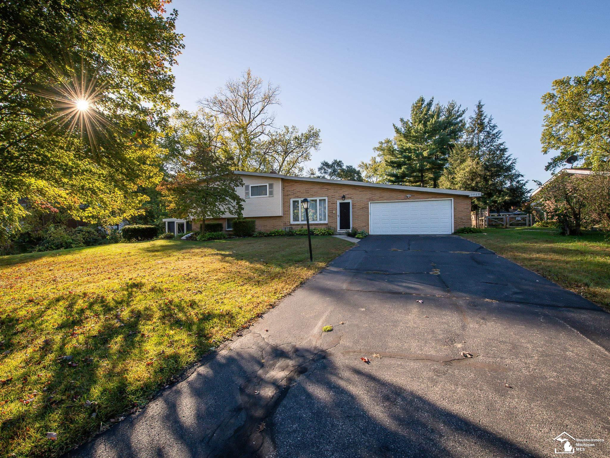 2863 Wiltshire Drive, Lambertville, MI 48144 — Photo 36