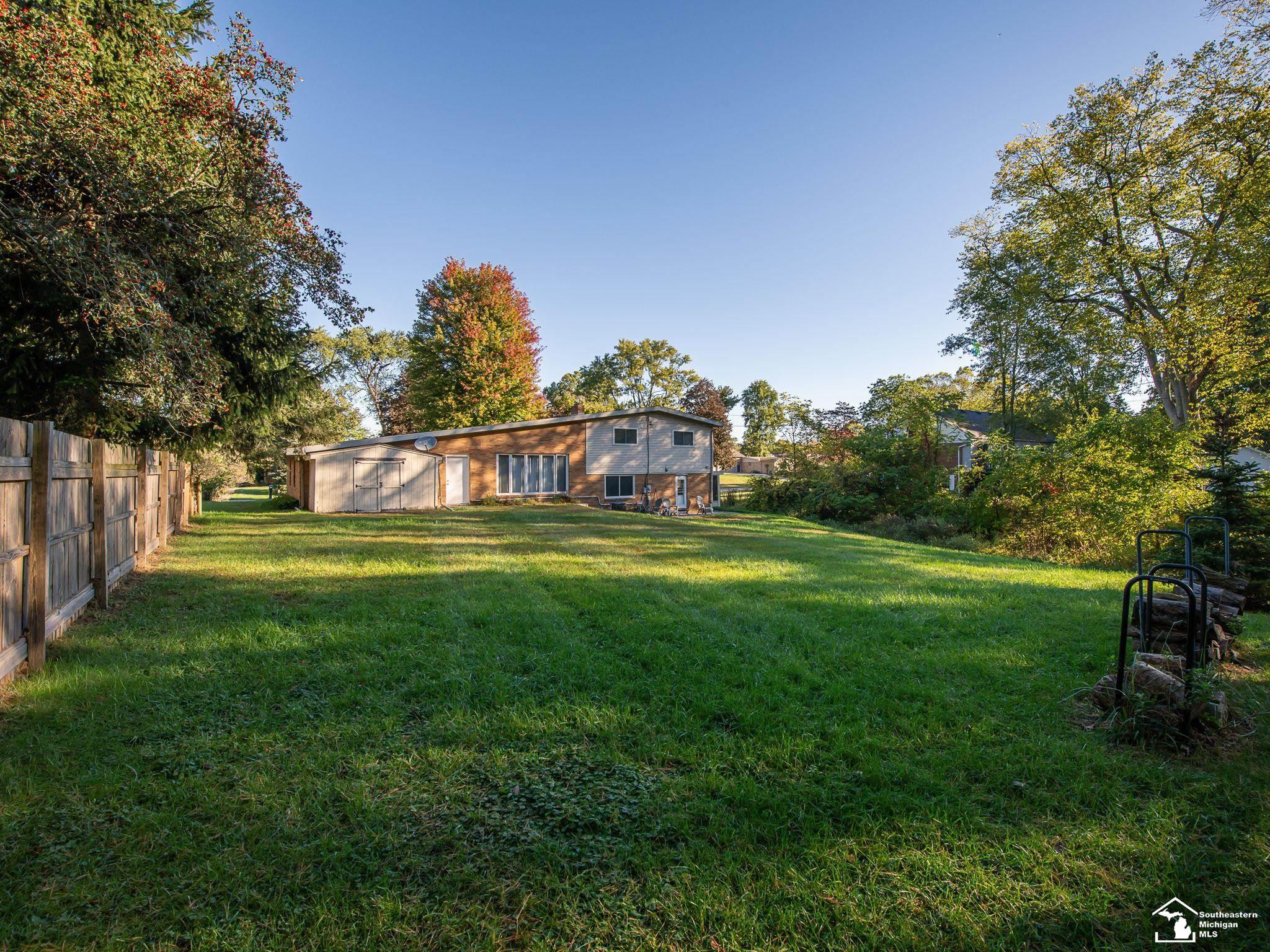 2863 Wiltshire Drive, Lambertville, MI 48144 — Photo 42