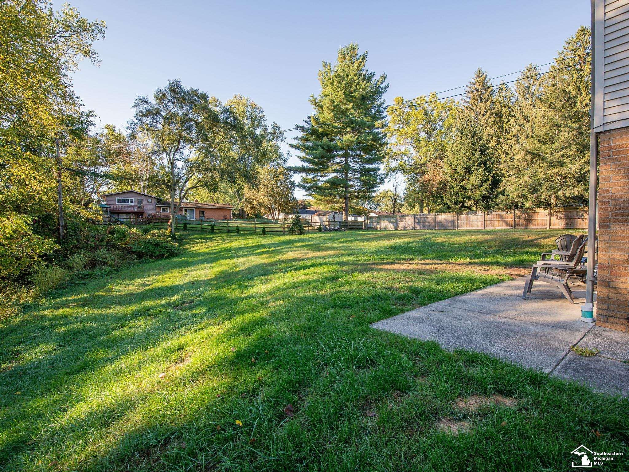 2863 Wiltshire Drive, Lambertville, MI 48144 — Photo 43