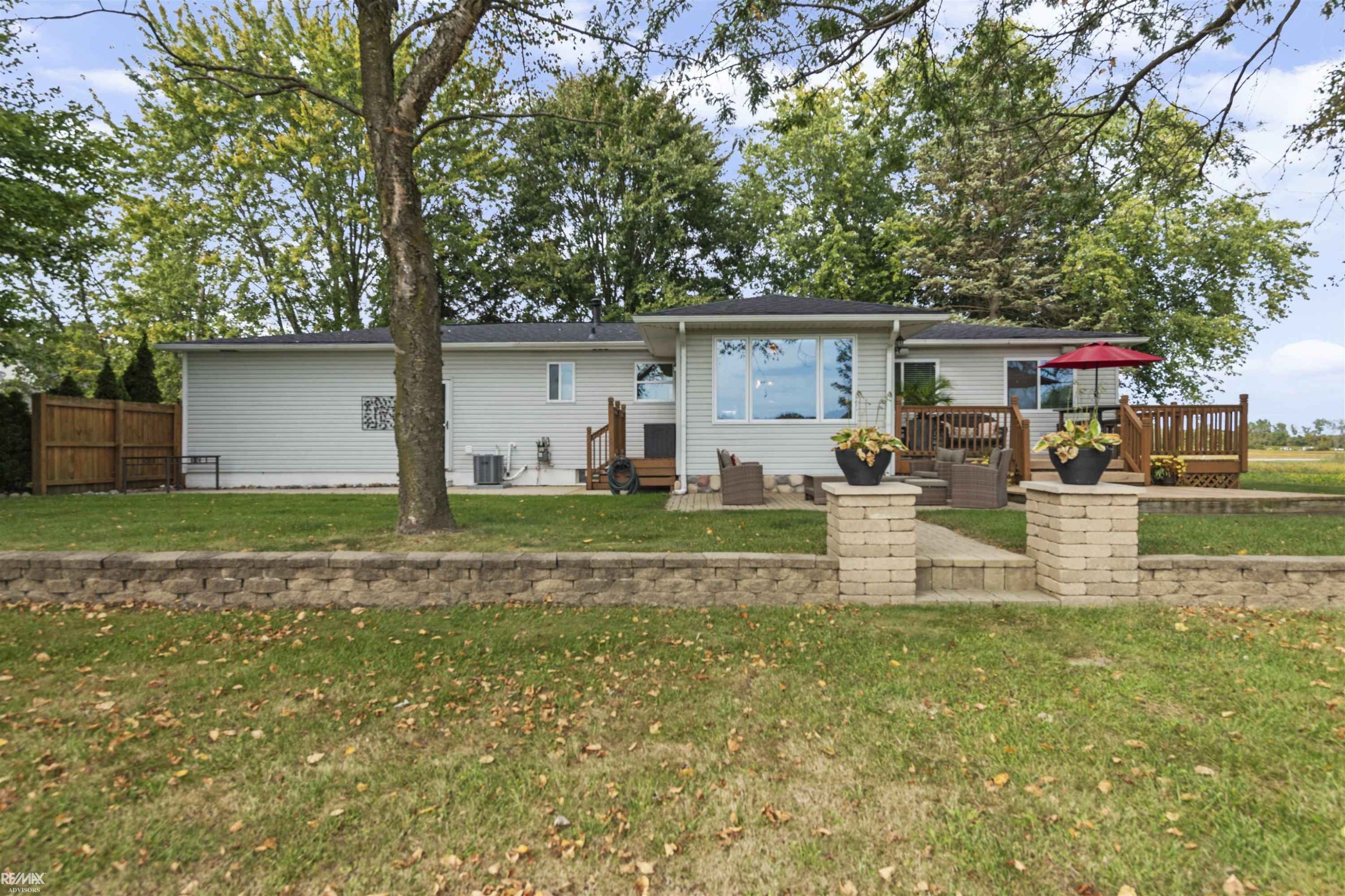 10341 Puttygut Road, MI 48064 — Photo 43