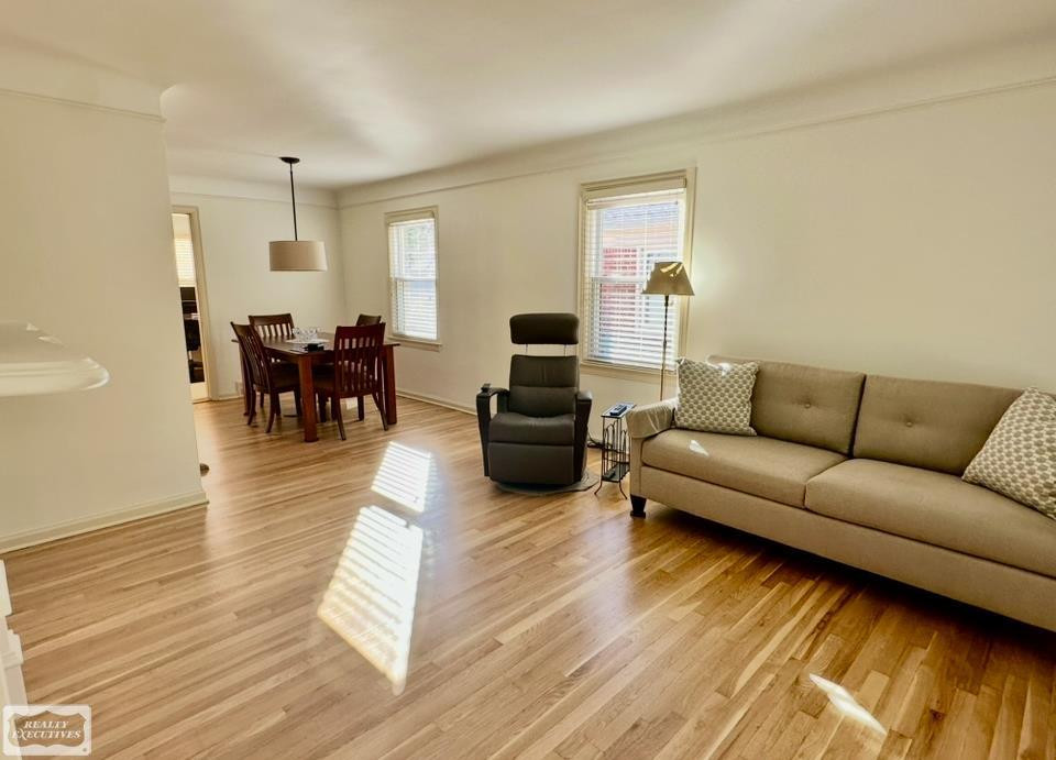 4516 Robinwood Avenue, Royal Oak, MI 48073 — Photo 2