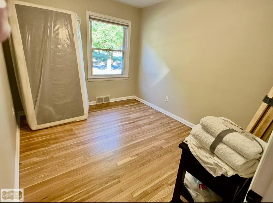 4516 Robinwood Avenue, Royal Oak, MI 48073 — Photo 12