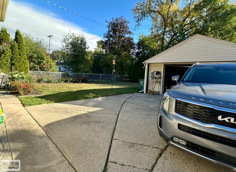 4516 Robinwood Avenue, Royal Oak, MI 48073 — Photo 25
