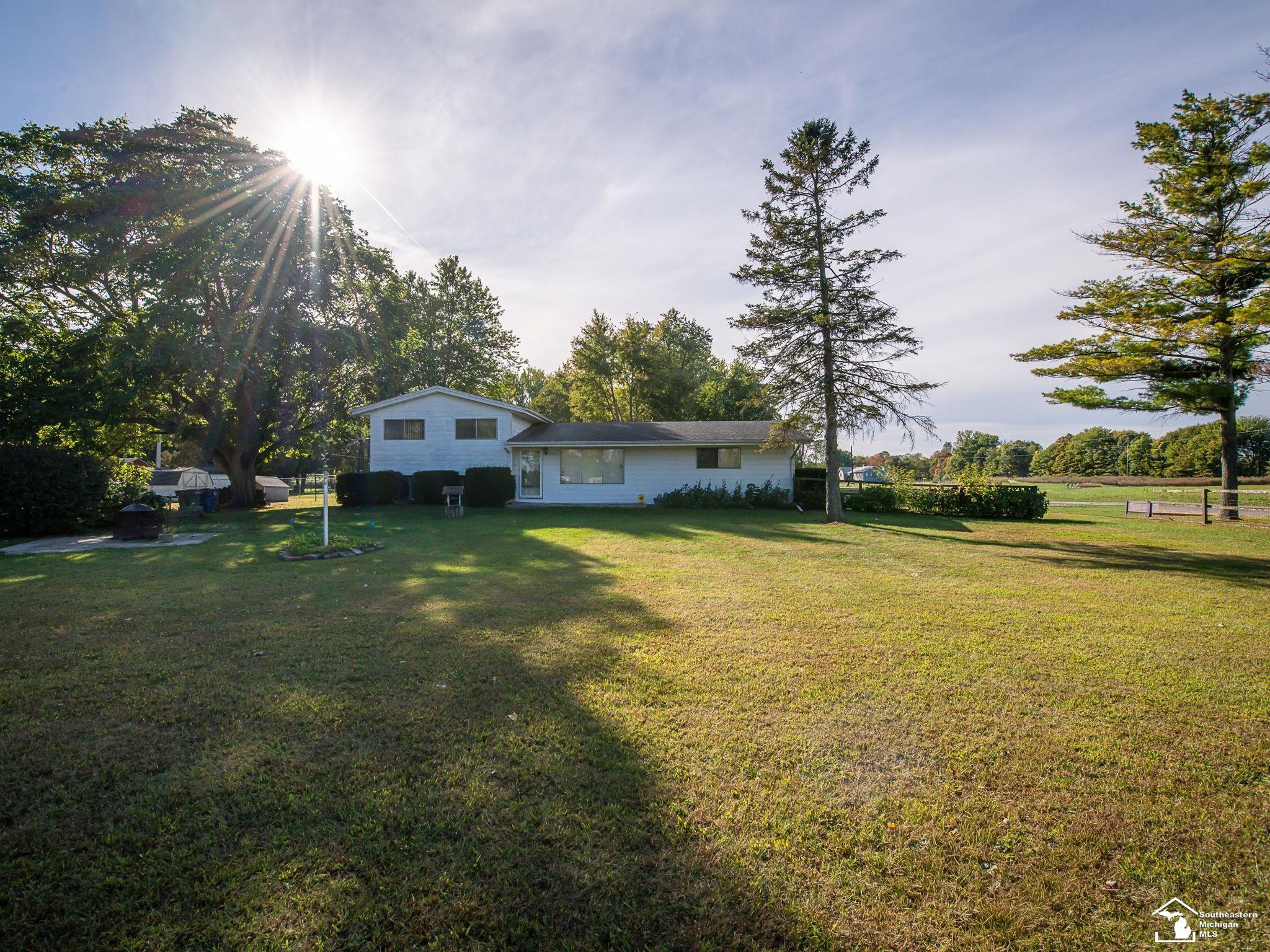 4824 Summerfield Road, Petersburg, MI 49270 — Photo 2