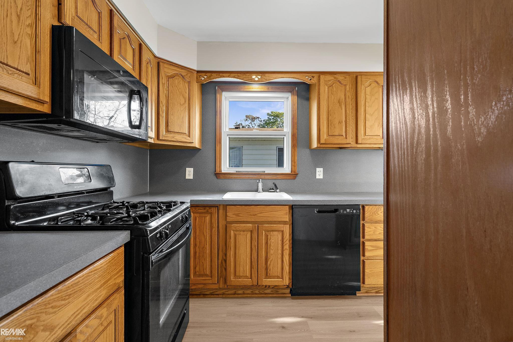 1607 Michigan Street, Algonac, MI 48001 — Photo 12