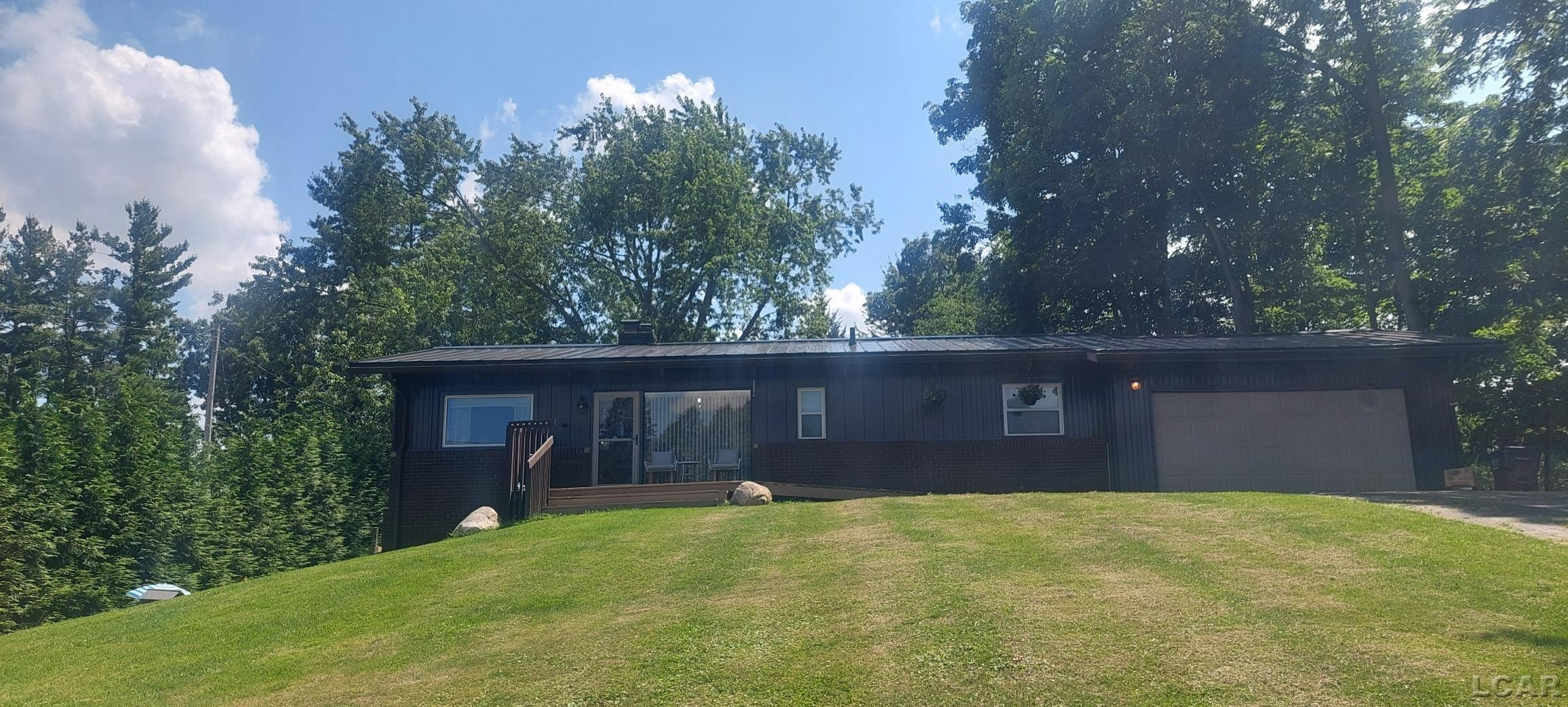 4113 TIPTON WOODS Drive, Adrian, MI 49221 — front exterior
