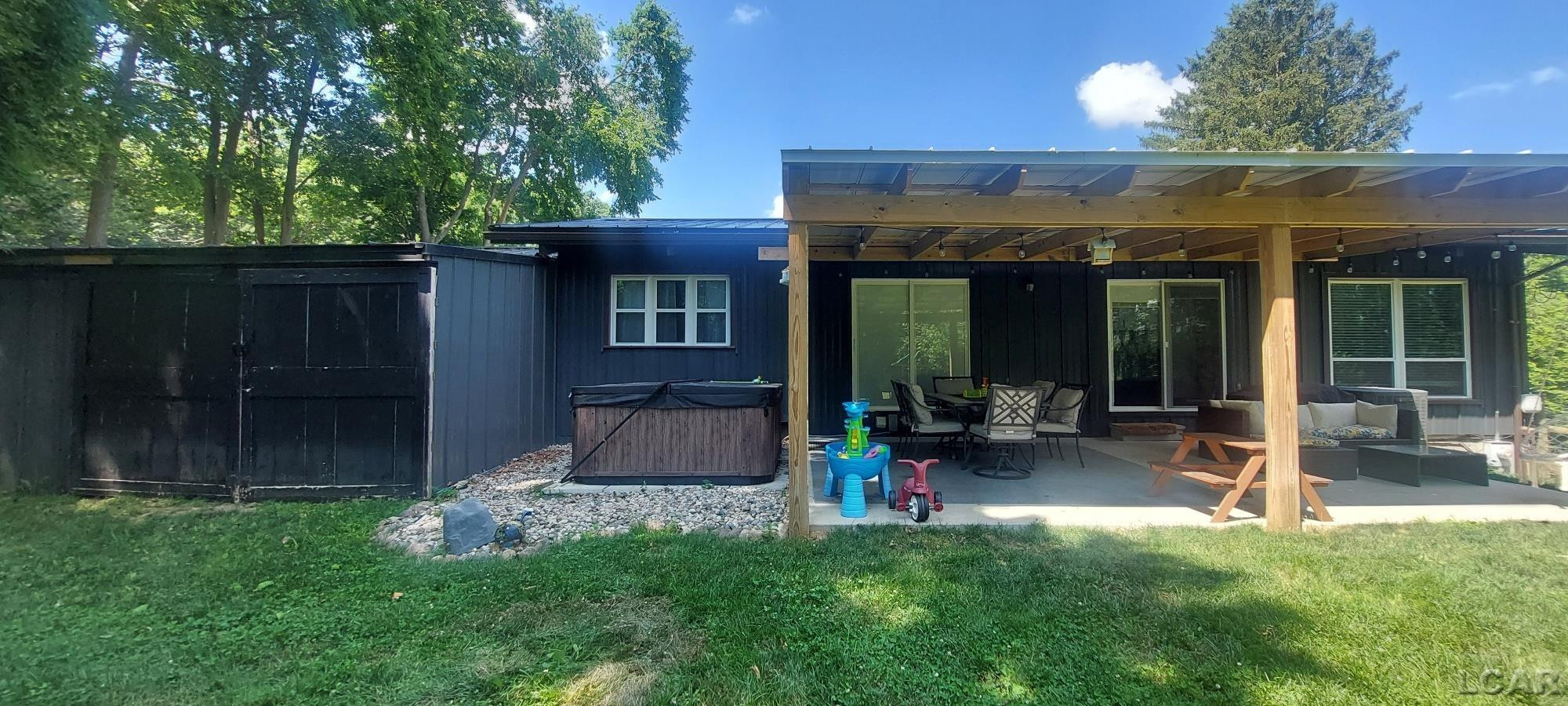 4113 TIPTON WOODS Drive, Adrian, MI 49221 — Photo 12