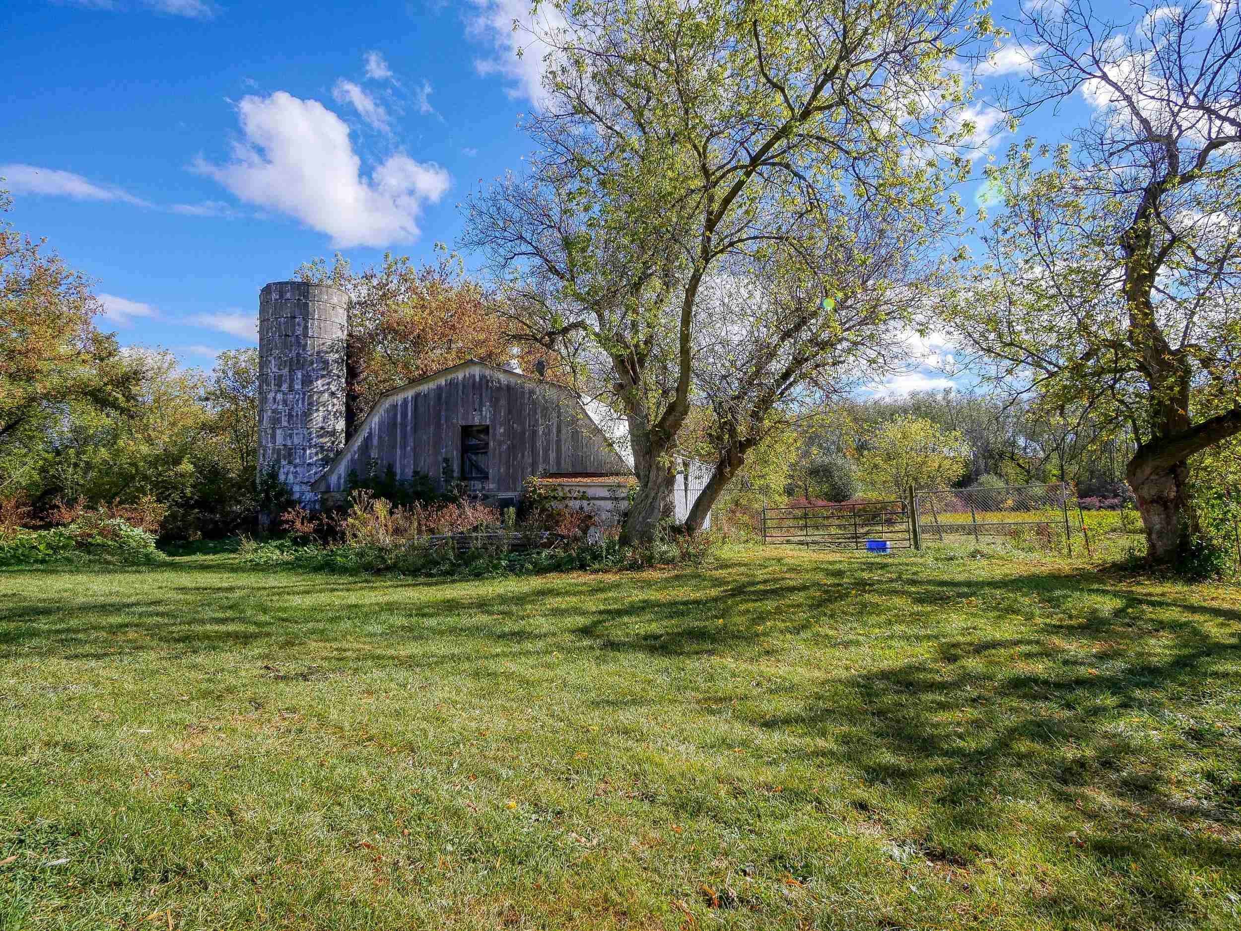 8706 Cork Road, MI 48006 — Photo 4