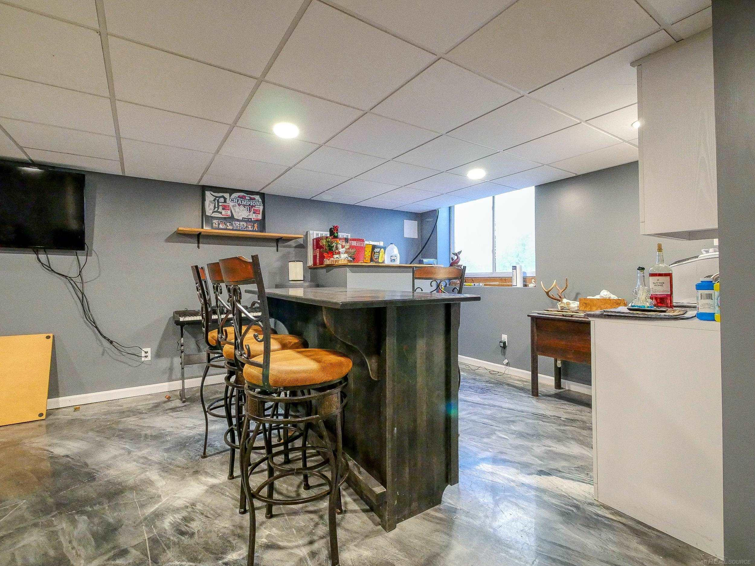 8706 Cork Road, MI 48006 — Photo 24