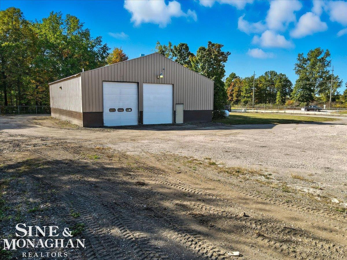3623 Range Road, MI