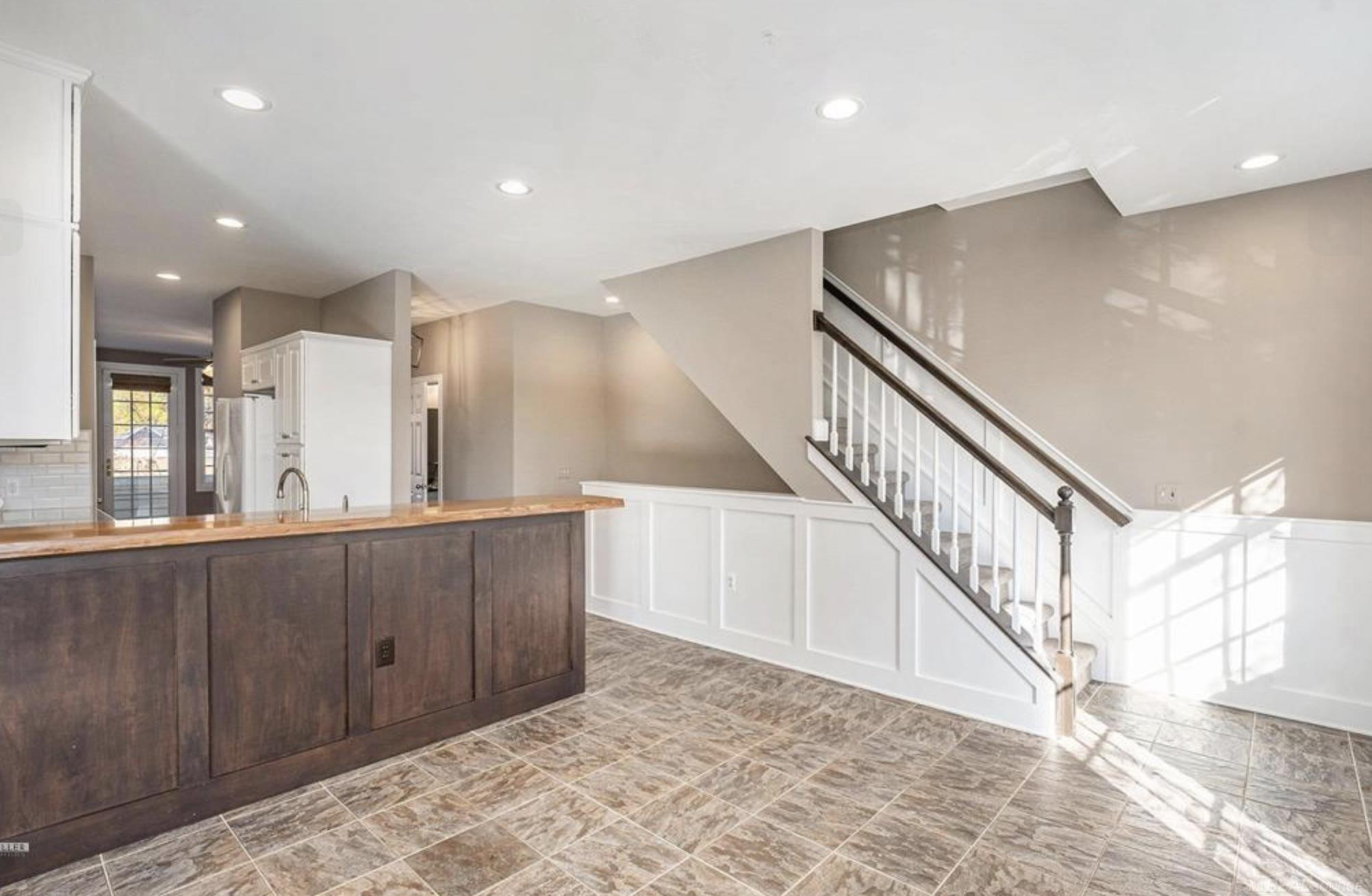 137 Paton Way Avenue, MI 48065 — Photo 2