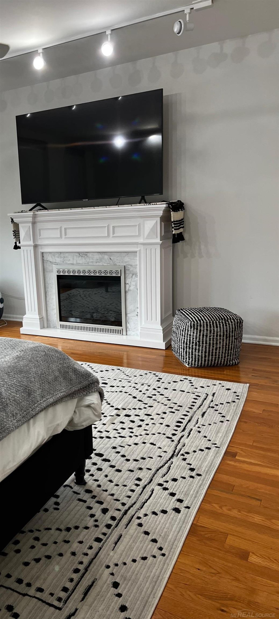 137 Paton Way Avenue, MI 48065 — Photo 25