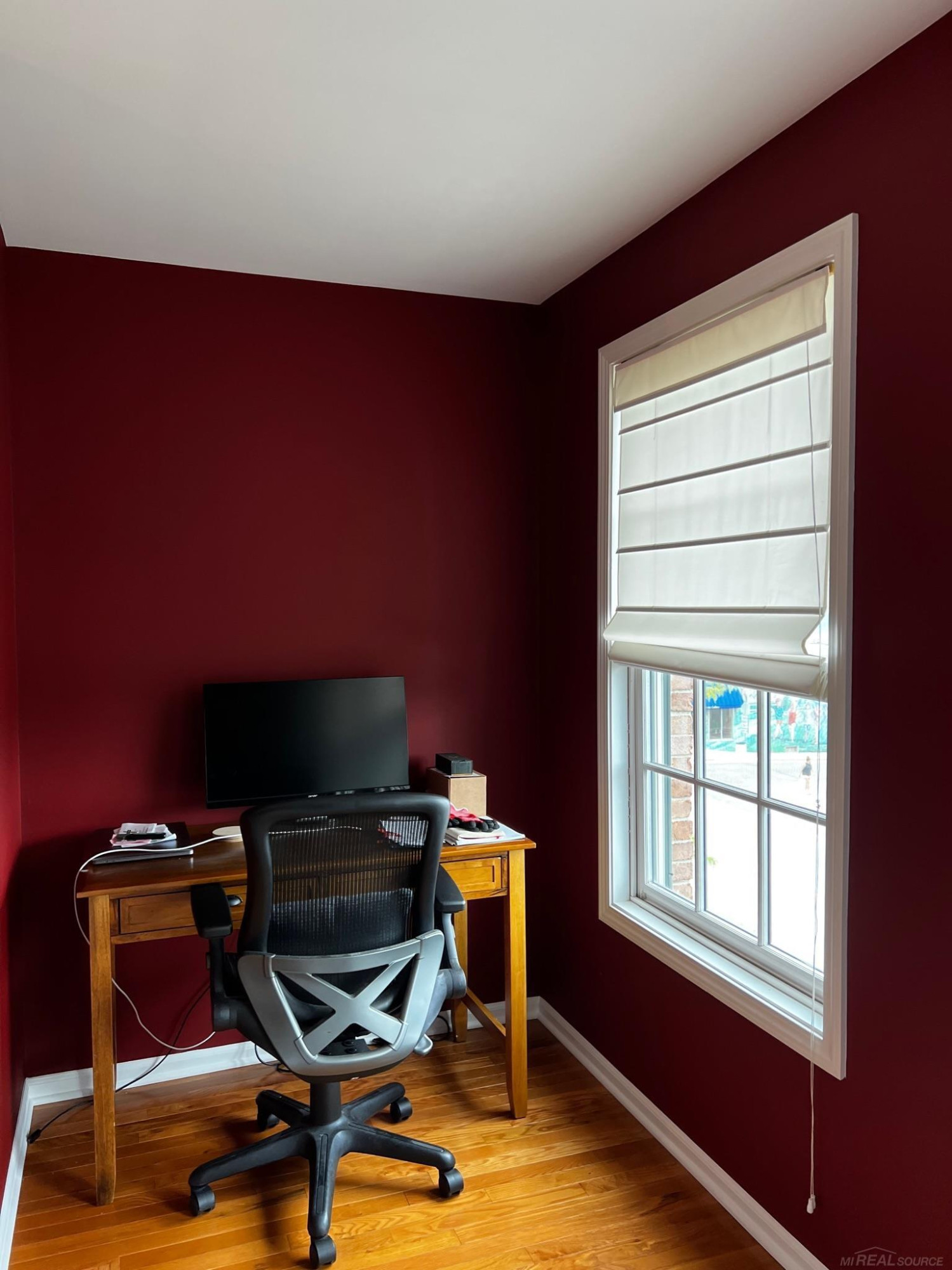 137 Paton Way Avenue, MI 48065 — Photo 35