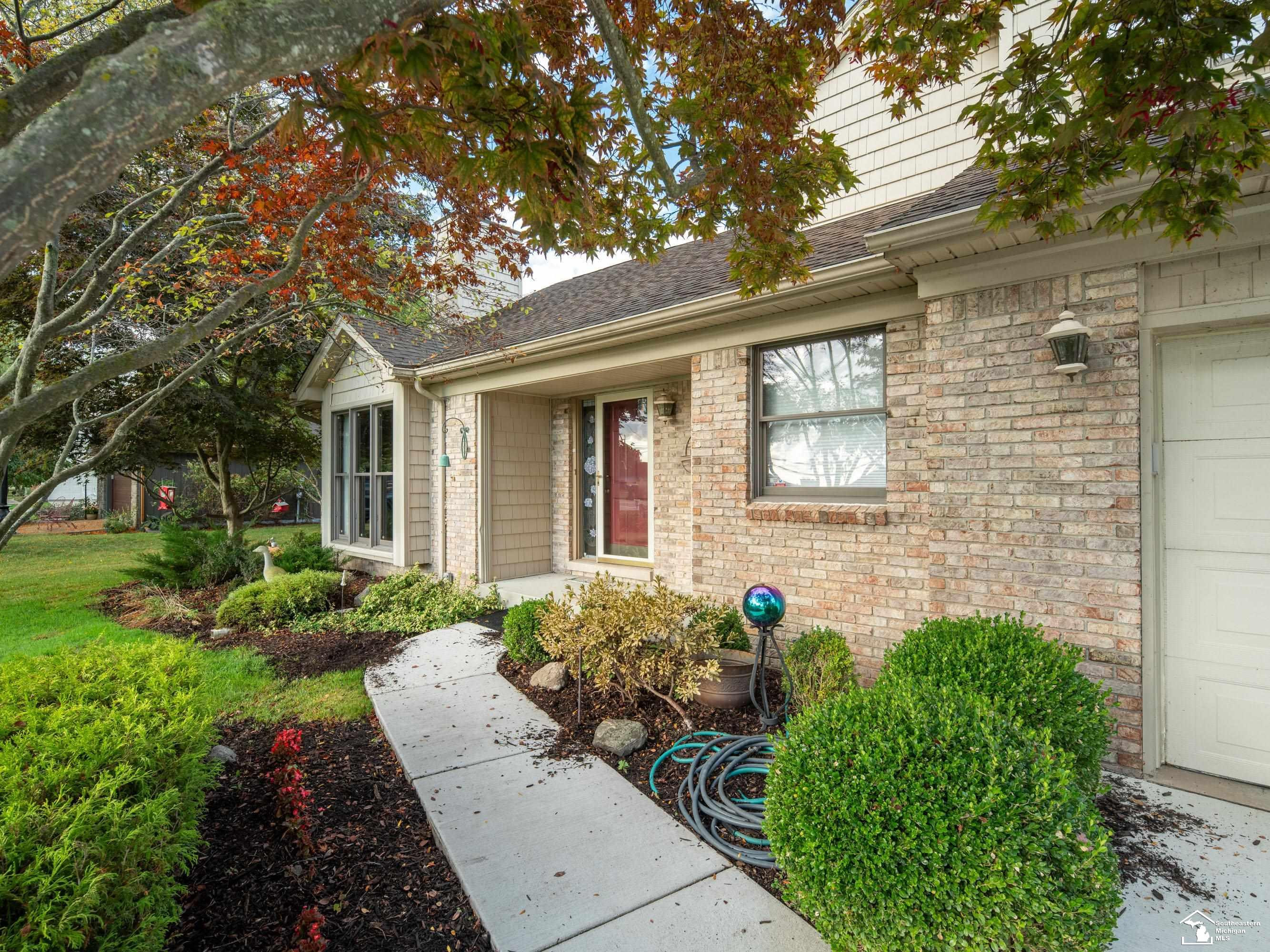 17624 Parke Lane Lane, Grosse Ile, MI 48138 — Photo 3